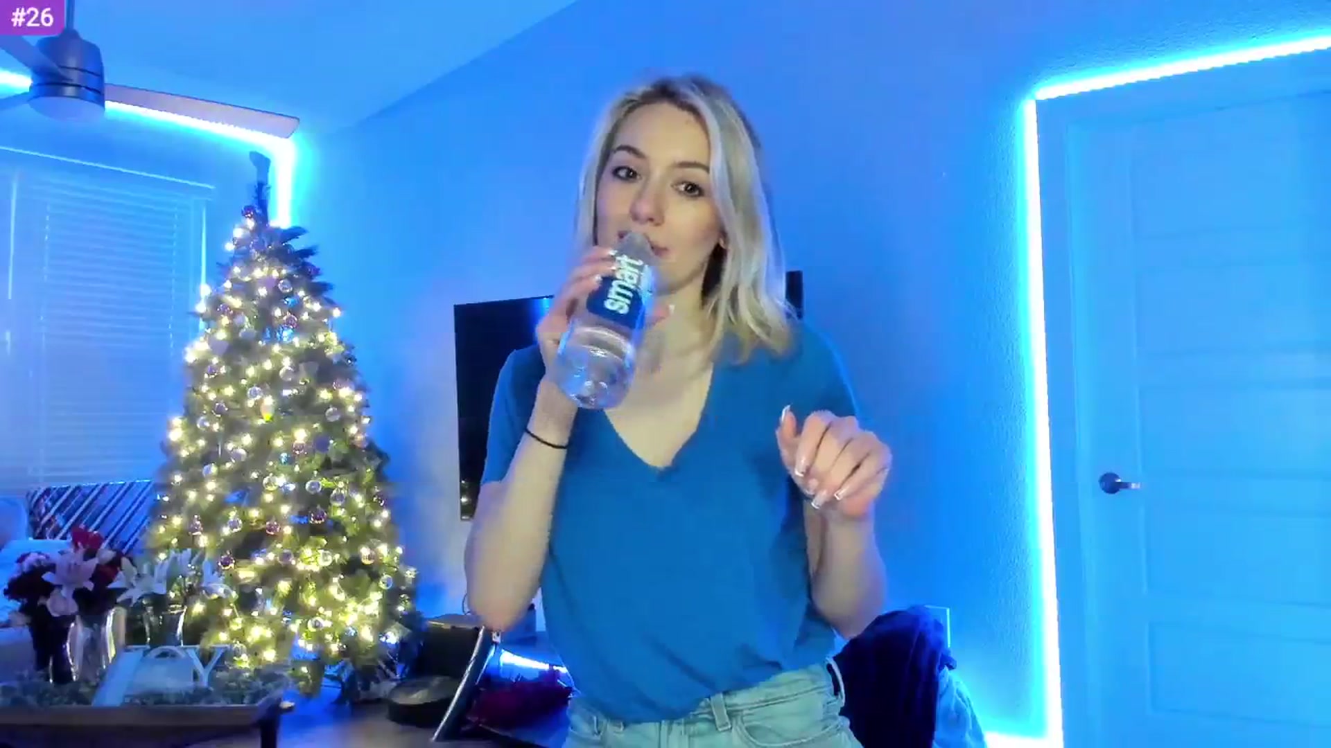 Gallery image thumbnail from Sammy_gray's myfreecams stream on, 02/19/2024, 01:33 image 19 of 20