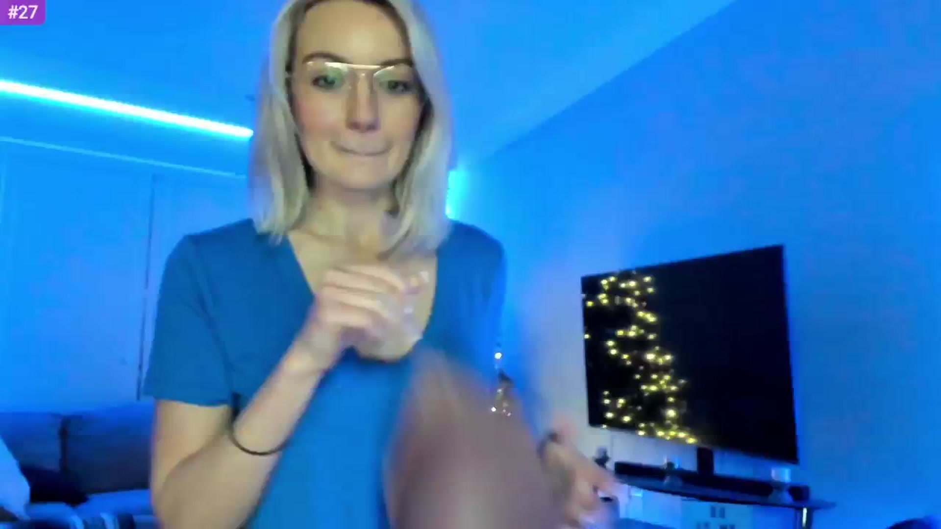 Gallery image thumbnail from Sammy_gray's myfreecams stream on, 02/19/2024, 05:24 image 18 of 20