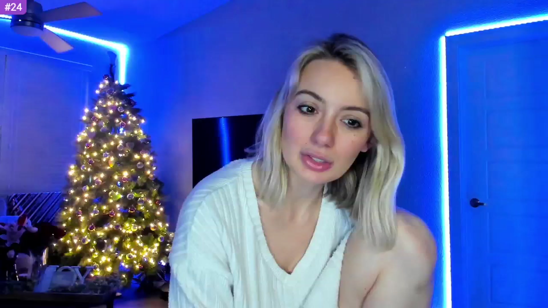 Gallery image thumbnail from Sammy_gray's myfreecams stream on, 02/22/2024, 01:35 image 15 of 20