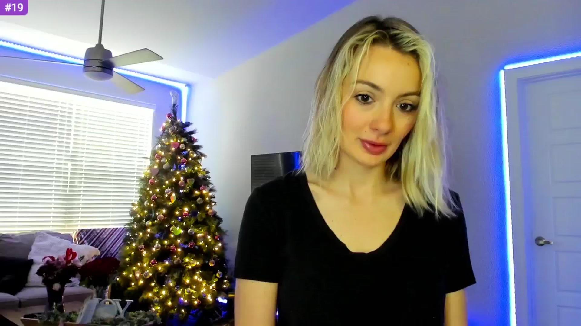 Gallery image thumbnail from Sammy_gray's myfreecams stream on, 02/24/2024, 21:42 image 3 of 20