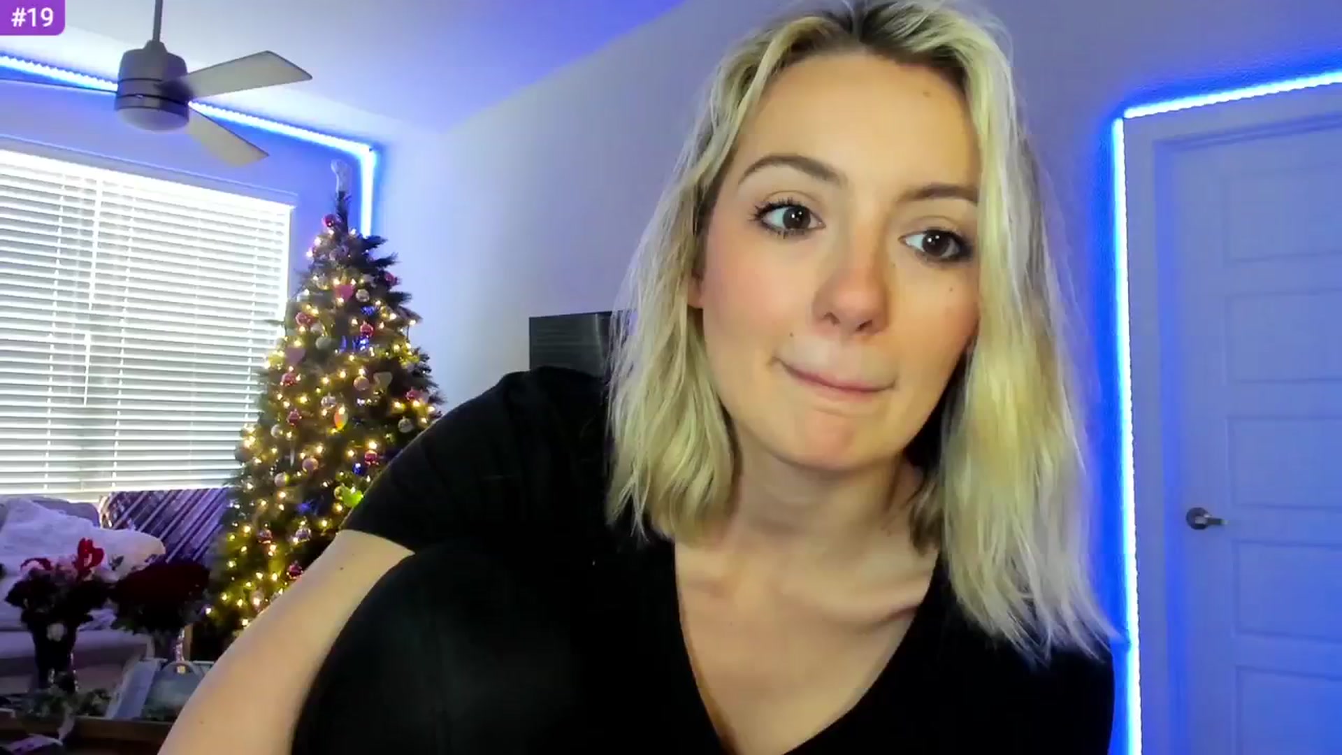 Gallery image thumbnail from Sammy_gray's myfreecams stream on, 02/24/2024, 21:42 image 16 of 20