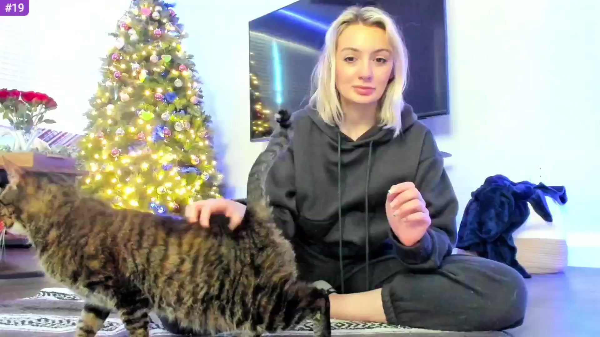Gallery image thumbnail from Sammy_gray's myfreecams stream on, 02/28/2024, 24:32 image 9 of 20