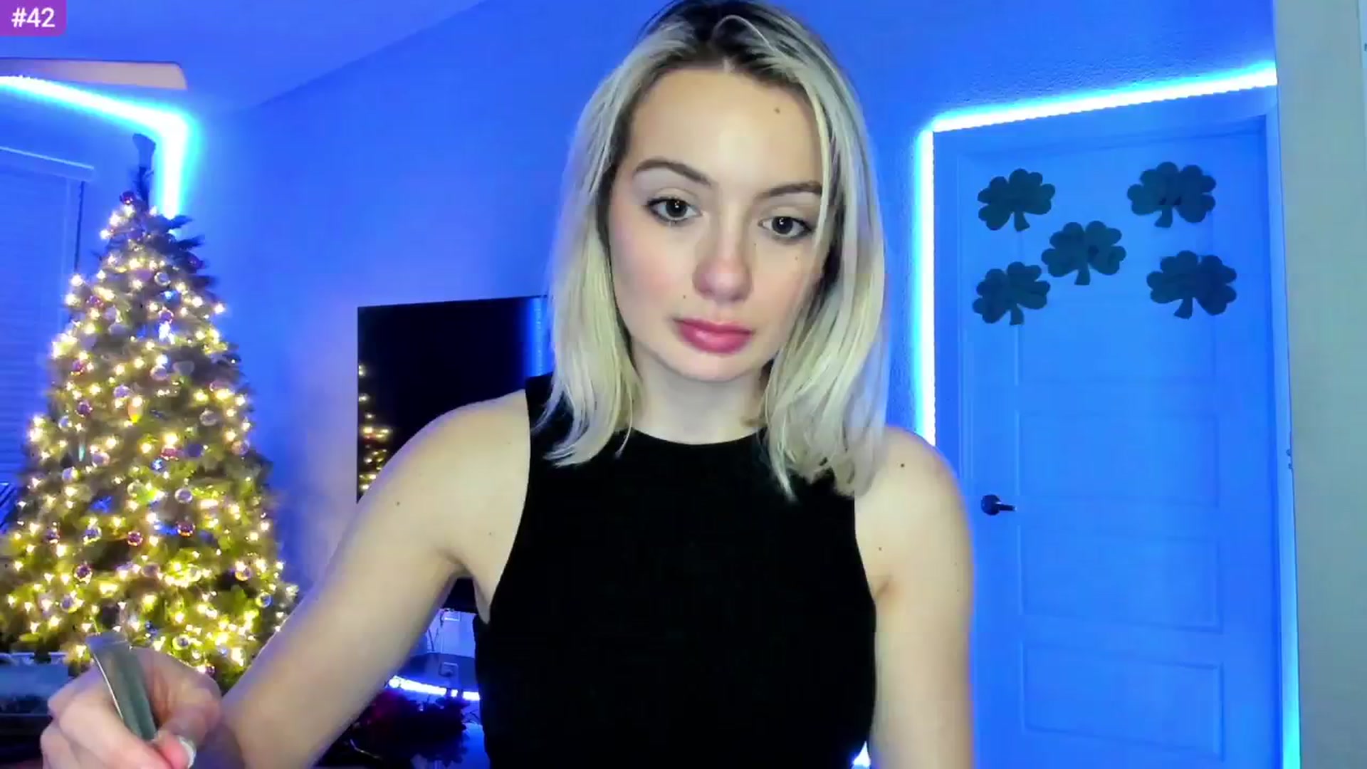 Gallery image thumbnail from Sammy_gray's myfreecams stream on, 03/04/2024, 05:17 image 12 of 20