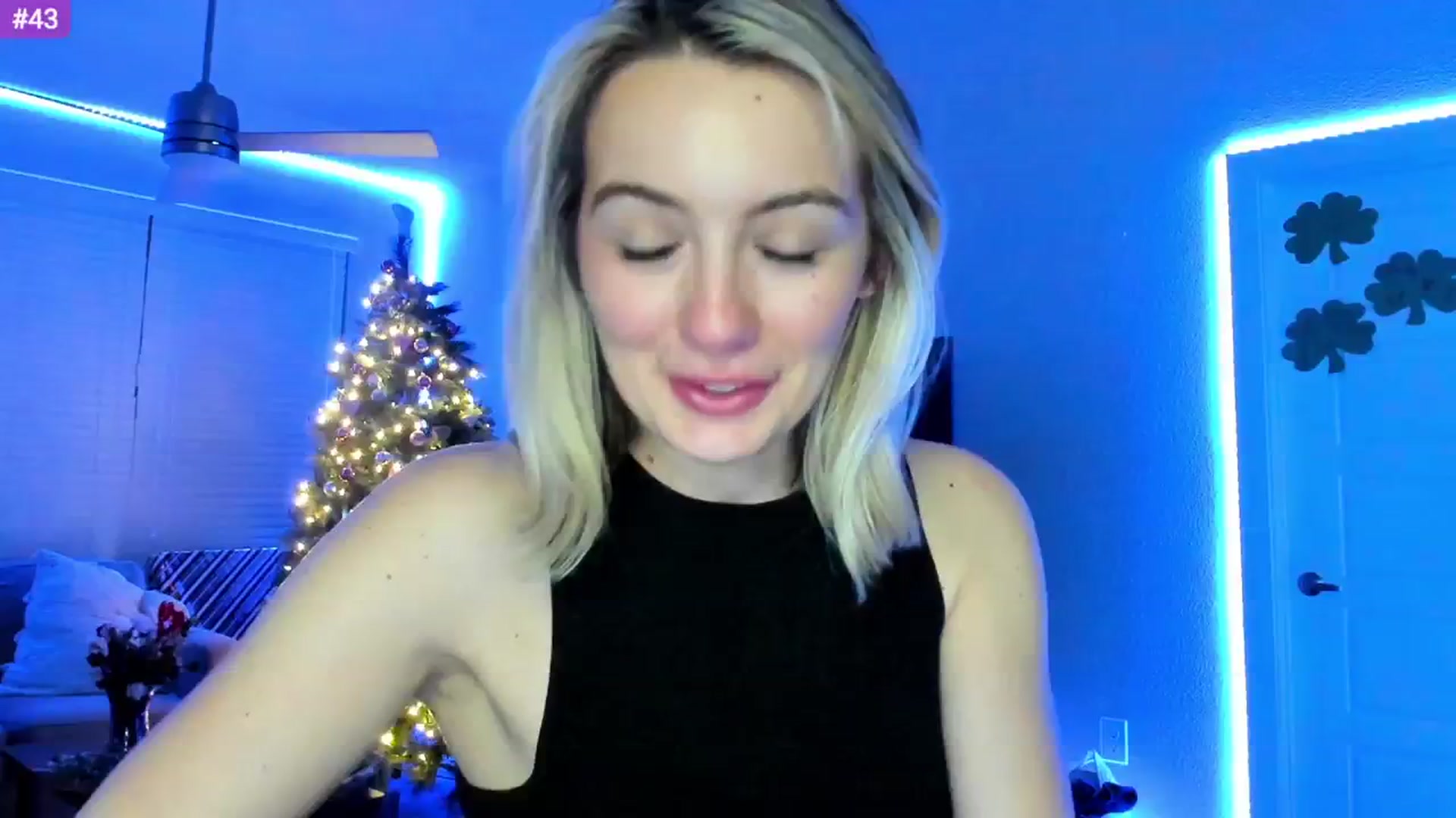 Gallery image thumbnail from Sammy_gray's myfreecams stream on, 03/04/2024, 05:17 image 14 of 20