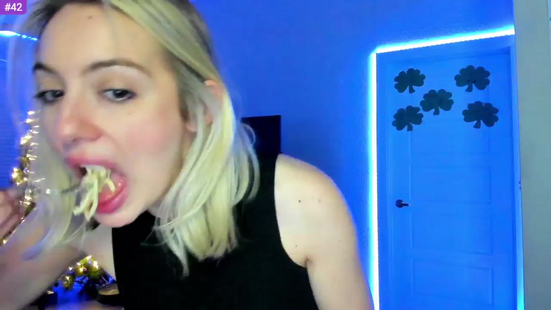 Gallery image thumbnail from Sammy_gray's myfreecams stream on, 03/04/2024, 05:17 image 11 of 20