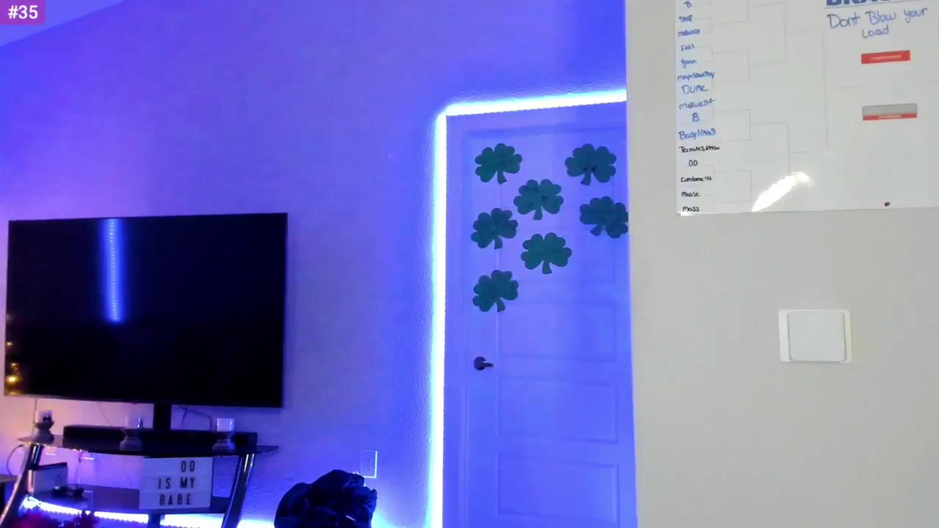 Gallery image thumbnail from Sammy_gray's myfreecams stream on, 03/06/2024, 03:39 image 11 of 20