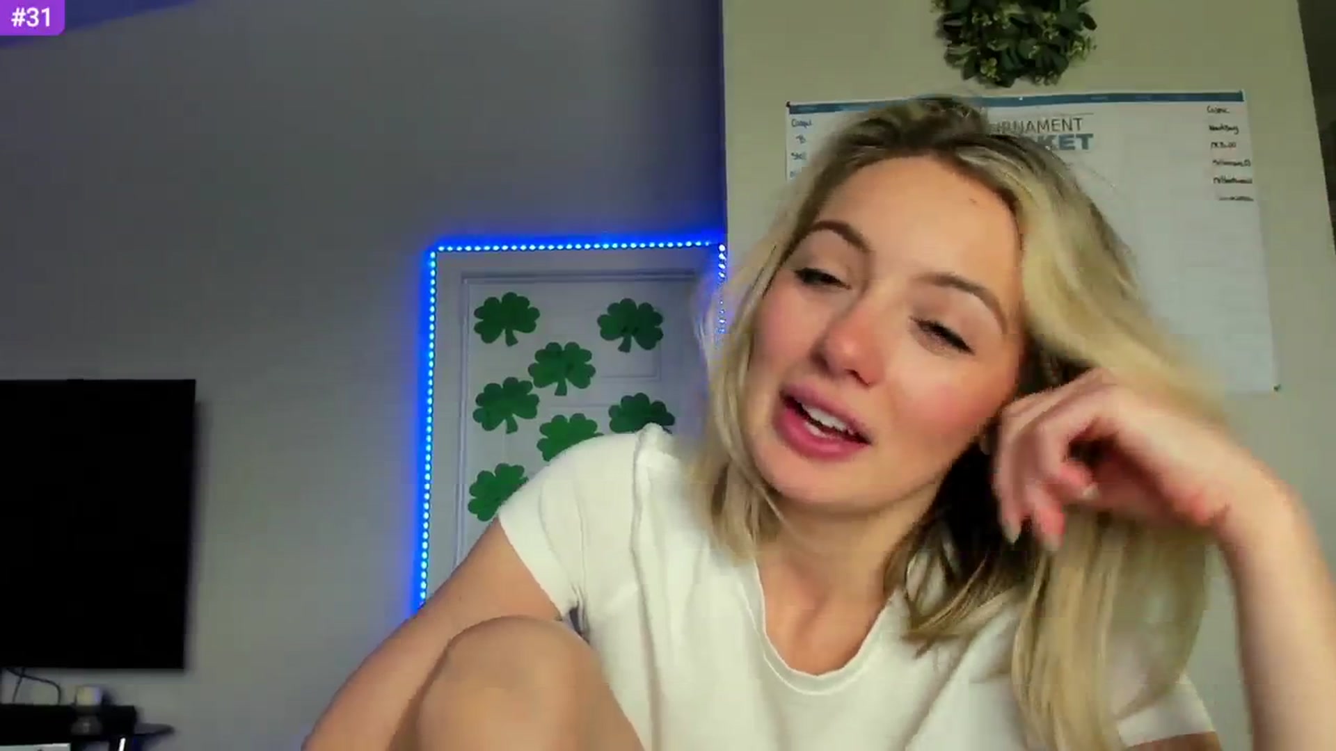 Gallery image thumbnail from Sammy_gray's myfreecams stream on, 03/07/2024, 24:10 image 9 of 20