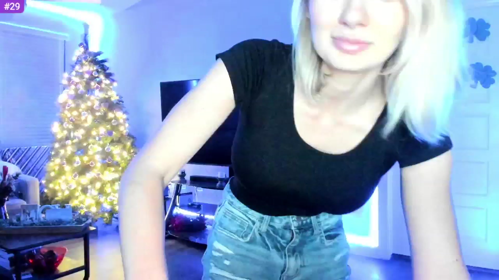 Gallery image thumbnail from Sammy_gray's myfreecams stream on, 03/07/2024, 02:34 image 16 of 20