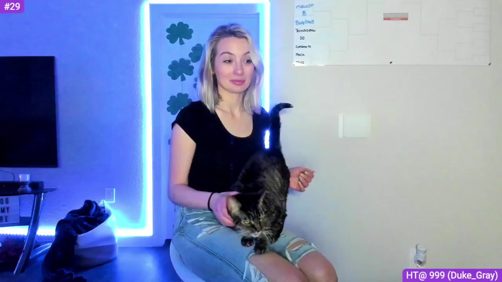 Gallery image thumbnail from Sammy_gray's myfreecams stream on, 03/07/2024, 08:31 image 4 of 20