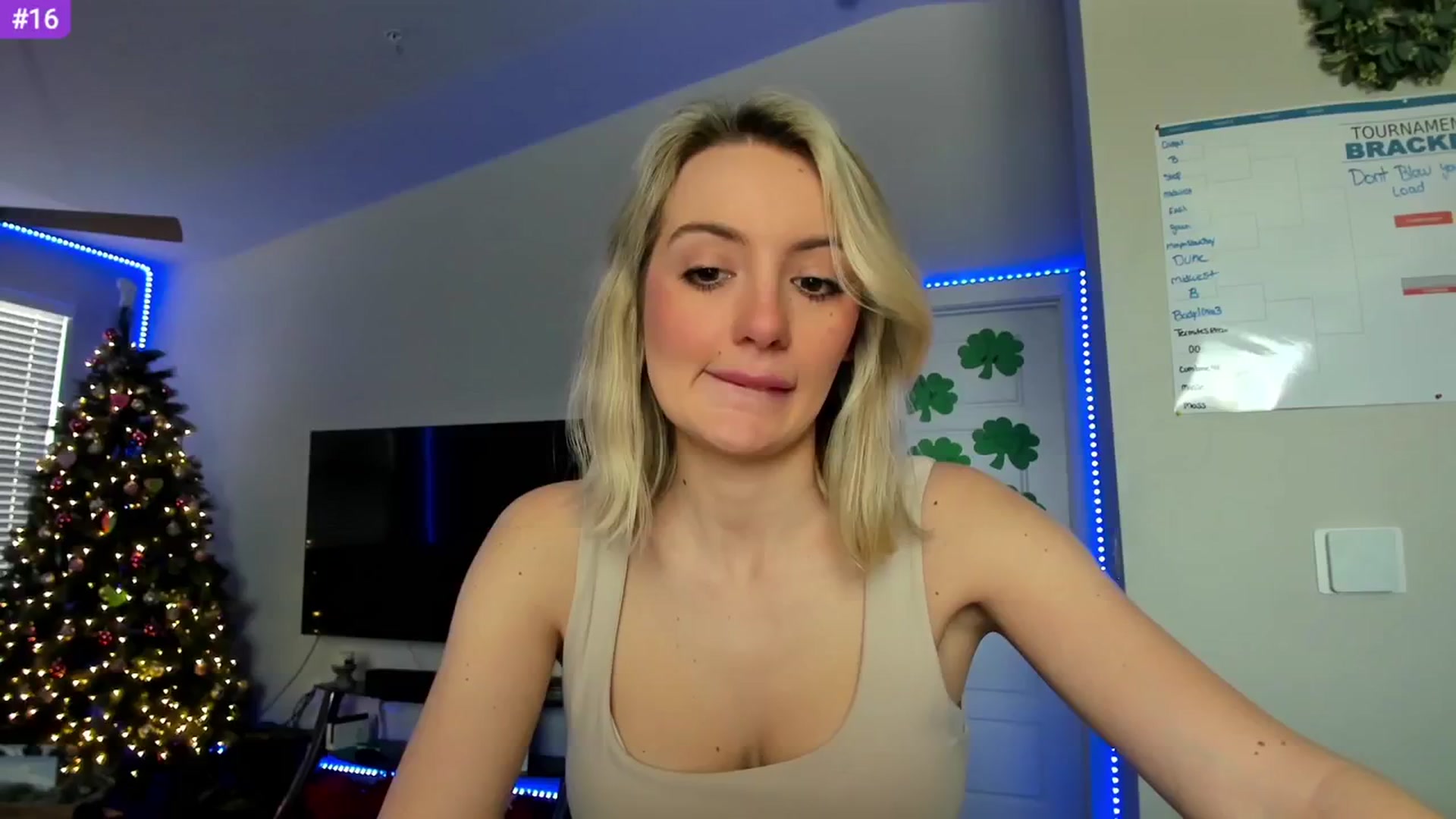 Gallery image thumbnail from Sammy_gray's myfreecams stream on, 03/10/2024, 23:59 image 2 of 20