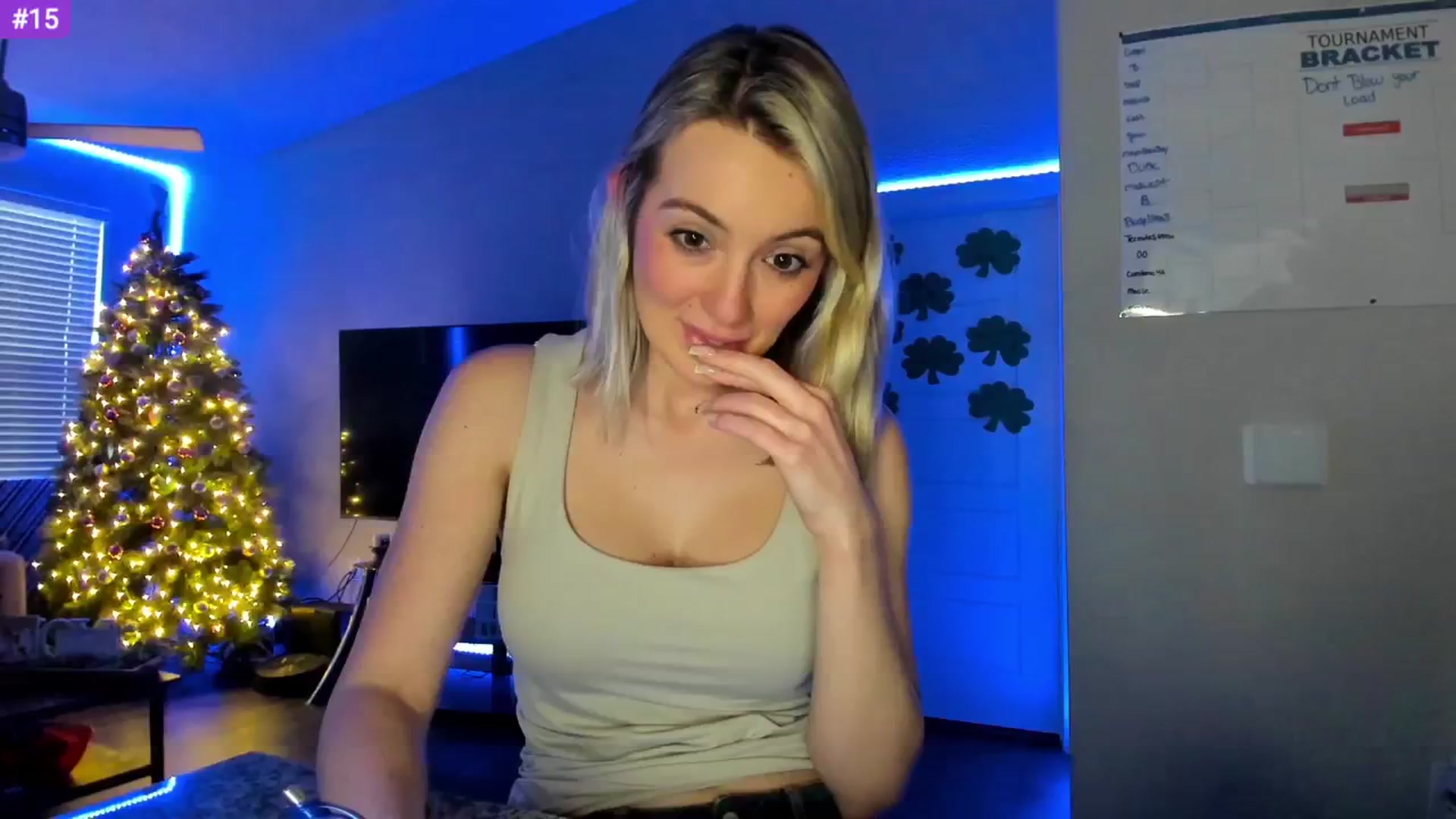 Gallery image thumbnail from Sammy_gray's myfreecams stream on, 03/11/2024, 02:27 image 2 of 20