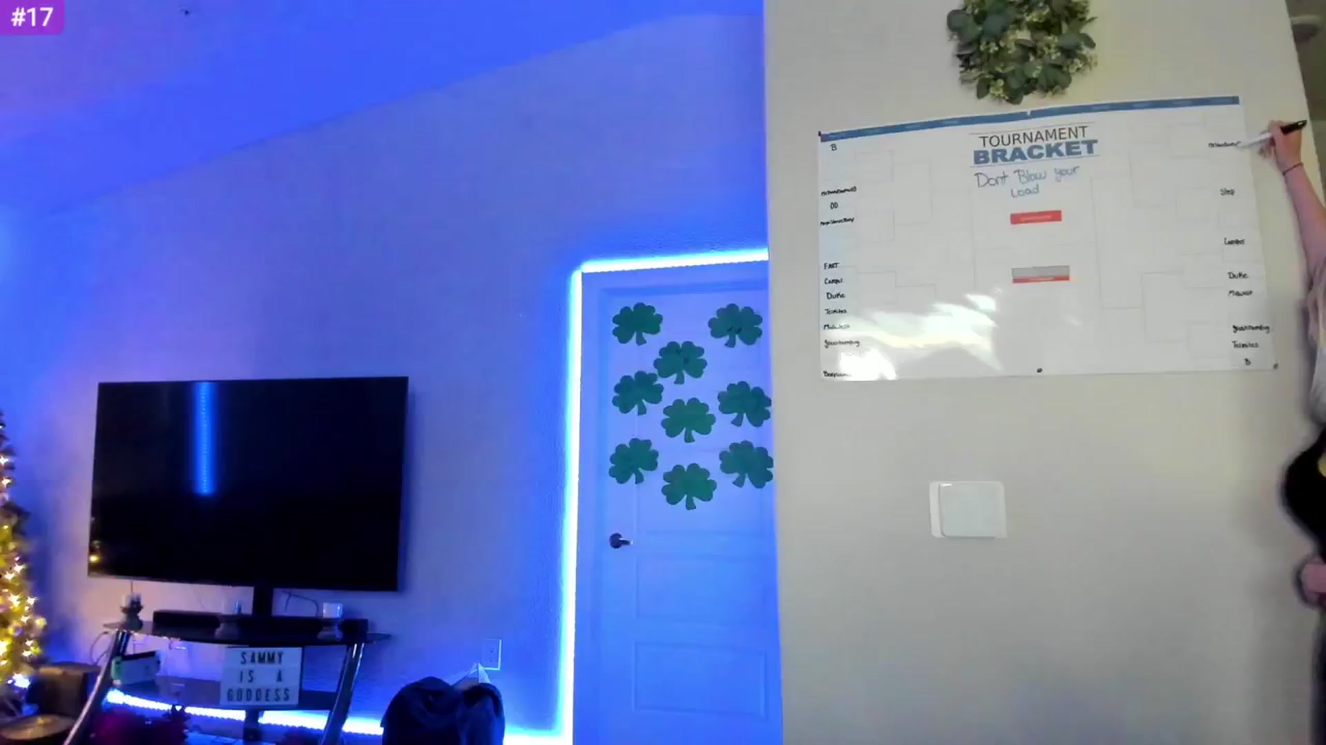 Gallery image thumbnail from Sammy_gray's myfreecams stream on, 03/12/2024, 01:34 image 5 of 20