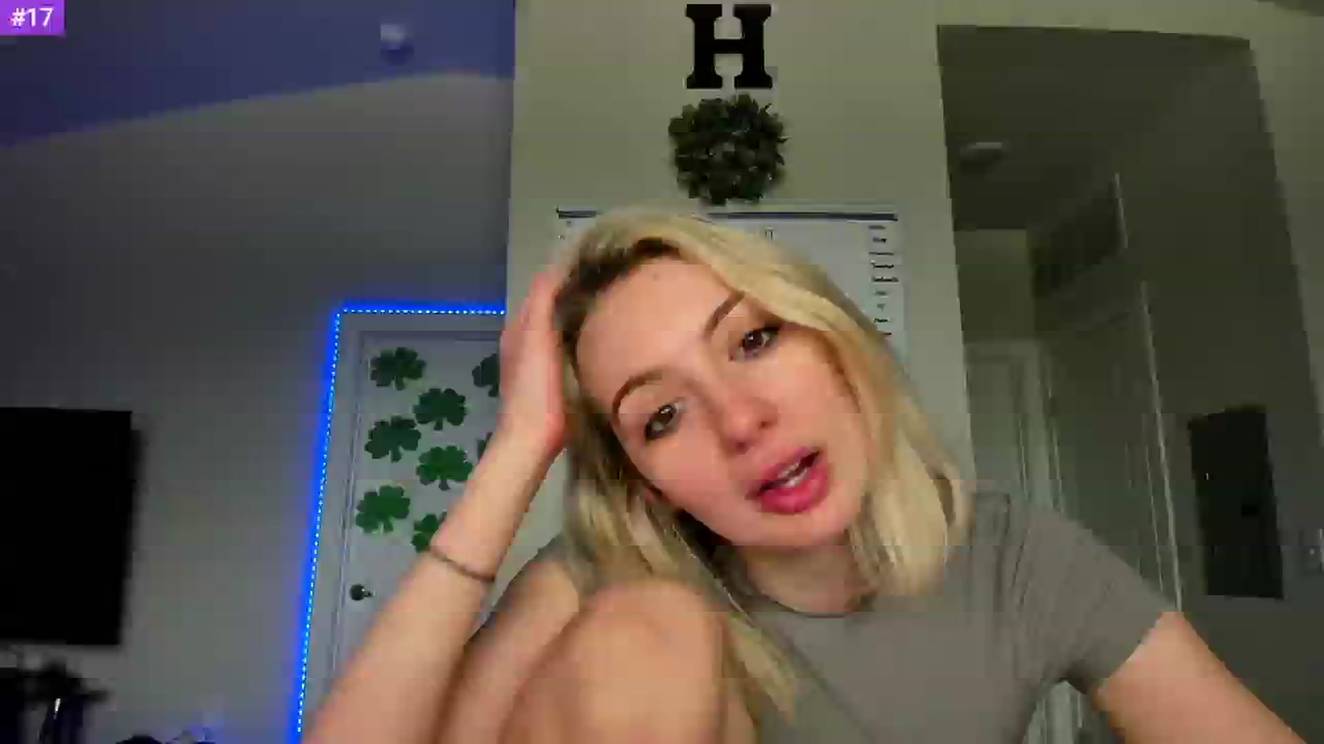 Gallery image thumbnail from Sammy_gray's myfreecams stream on, 03/12/2024, 22:52 image 2 of 20