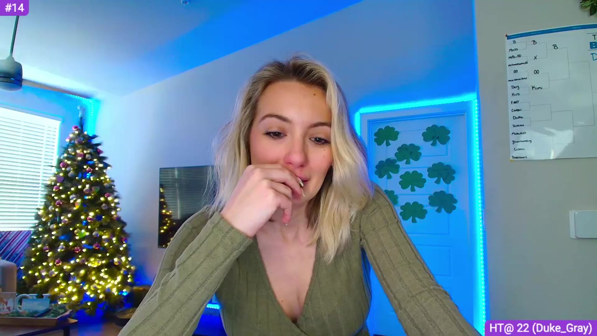 Gallery image thumbnail from Sammy_gray's myfreecams stream on, 03/17/2024, 22:04 image 12 of 20