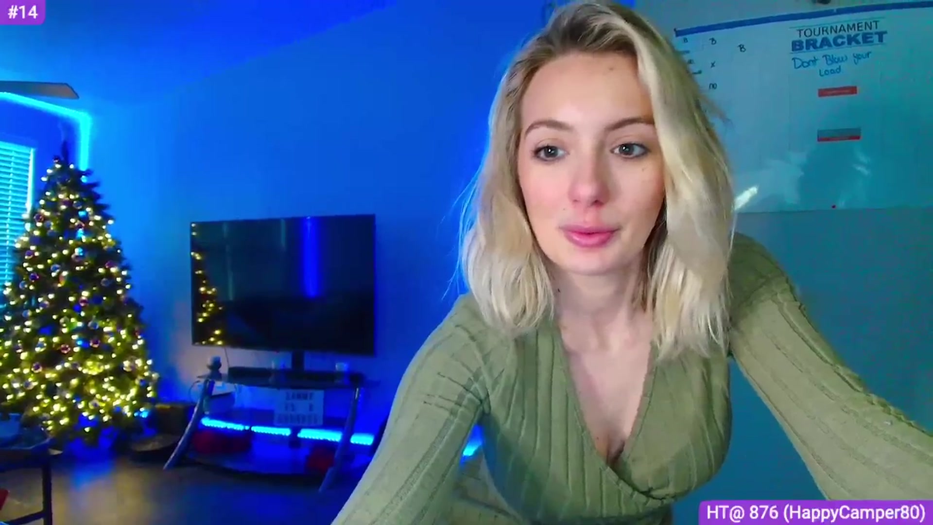 Gallery image thumbnail from Sammy_gray's myfreecams stream on, 03/18/2024, 24:18 image 6 of 20