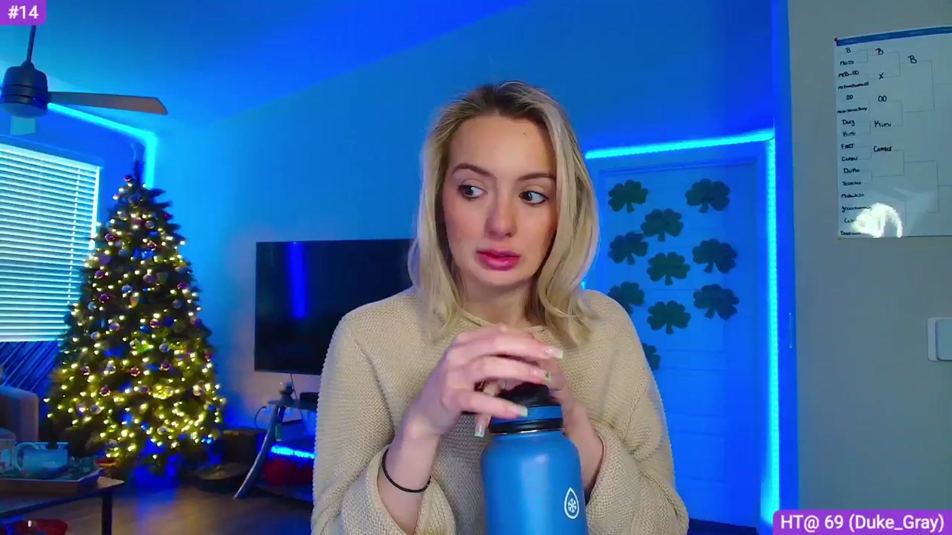 Gallery image thumbnail from Sammy_gray's myfreecams stream on, 03/19/2024, 24:11 image 1 of 20