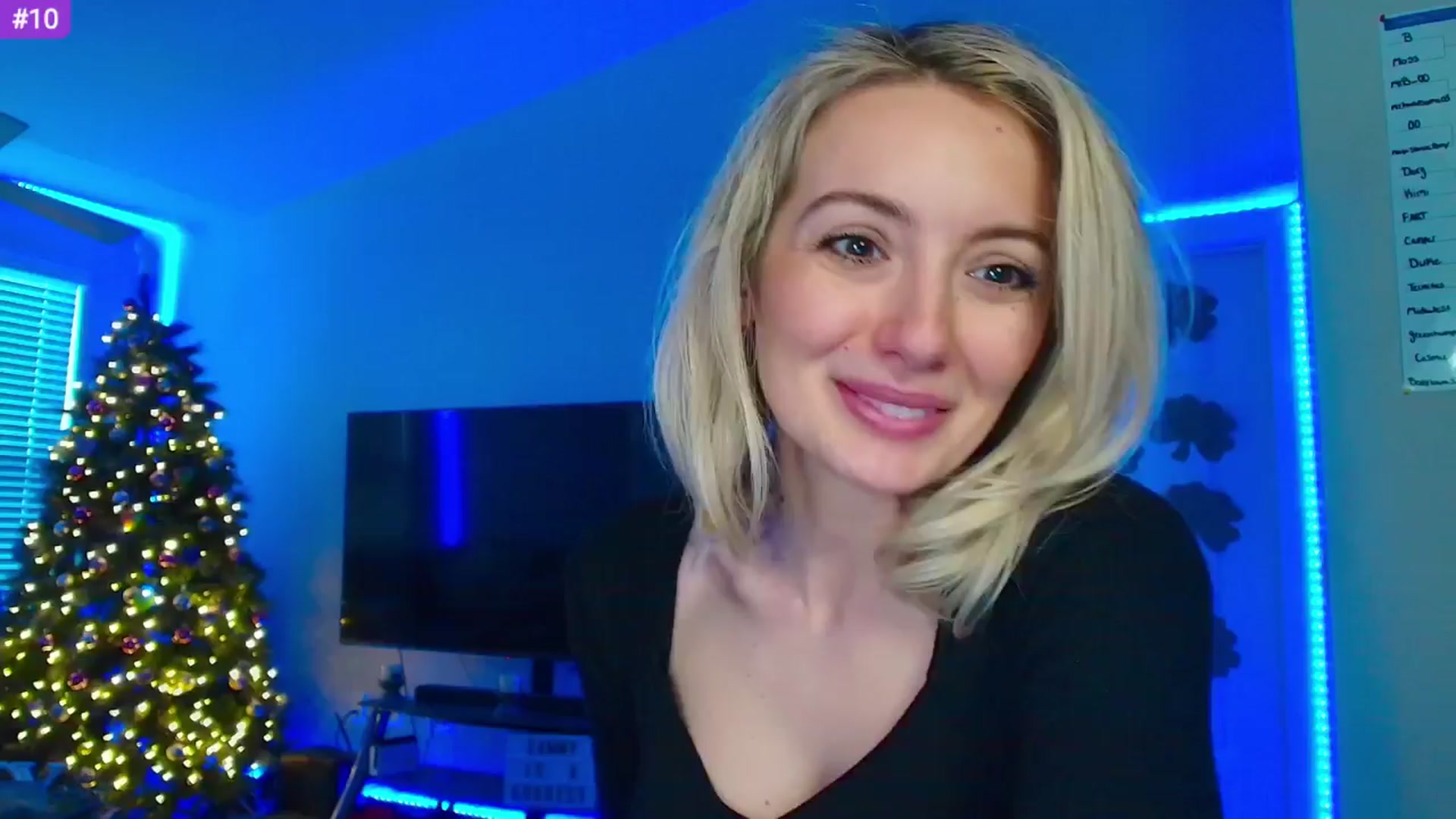 Gallery image thumbnail from Sammy_gray's myfreecams stream on, 03/25/2024, 24:00 image 3 of 20