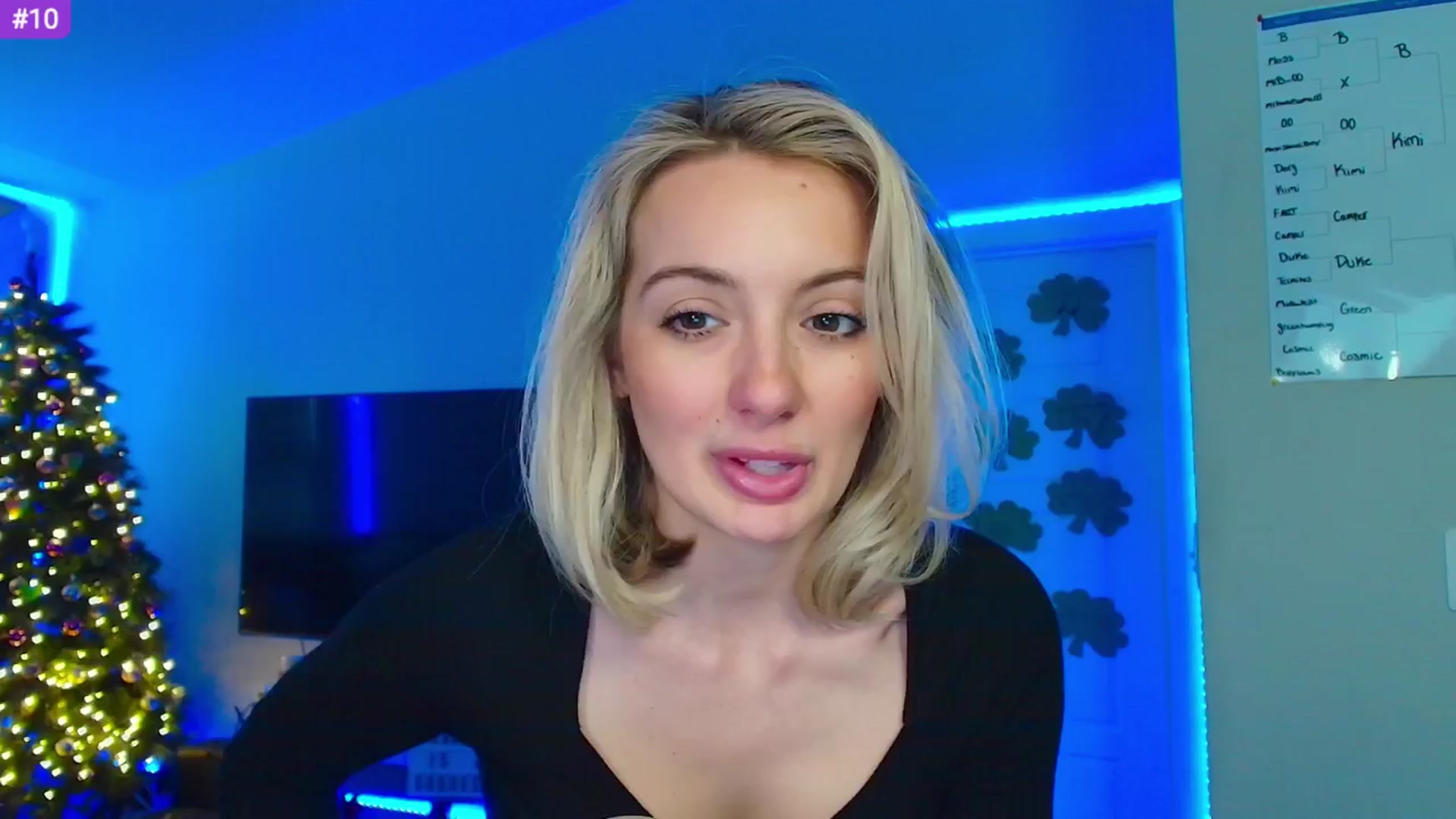 Gallery image thumbnail from Sammy_gray's myfreecams stream on, 03/25/2024, 24:00 image 16 of 20