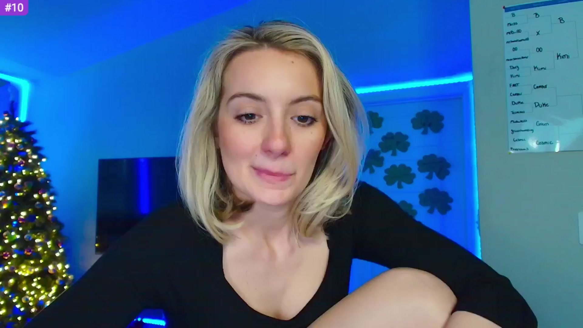 Gallery image thumbnail from Sammy_gray's myfreecams stream on, 03/25/2024, 24:00 image 19 of 20
