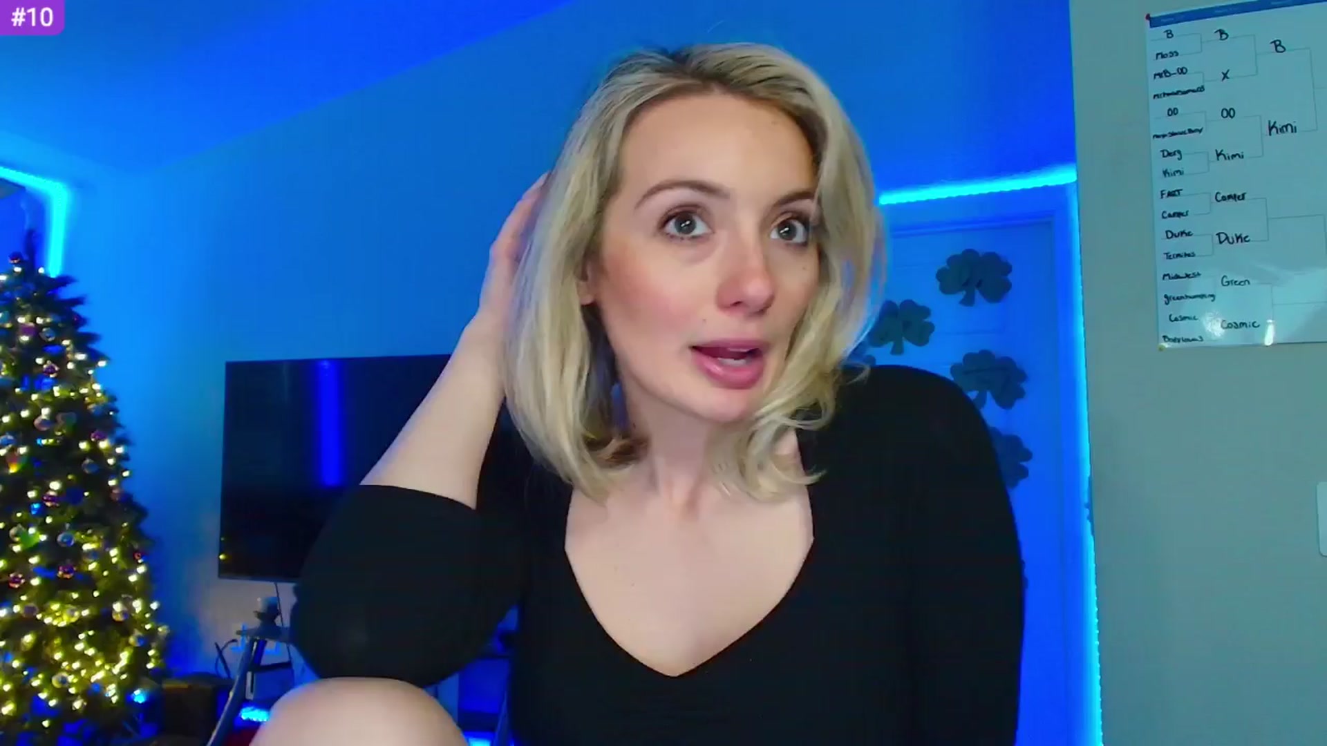 Gallery image thumbnail from Sammy_gray's myfreecams stream on, 03/25/2024, 24:00 image 15 of 20