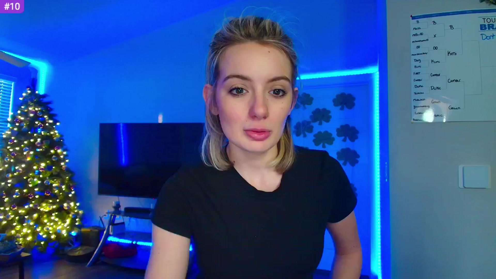 Gallery image thumbnail from Sammy_gray's myfreecams stream on, 03/26/2024, 02:38 image 10 of 20