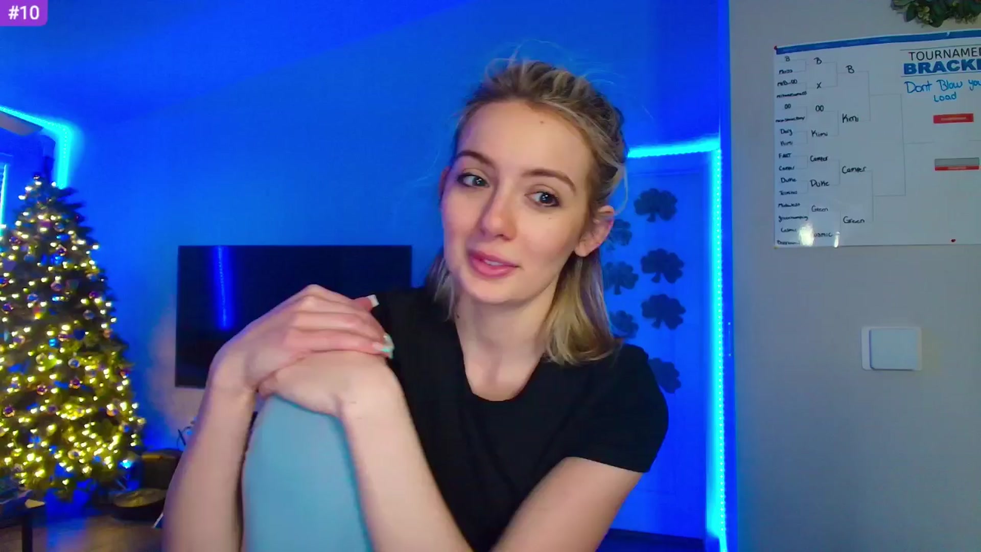 Gallery image thumbnail from Sammy_gray's myfreecams stream on, 03/26/2024, 02:38 image 11 of 20