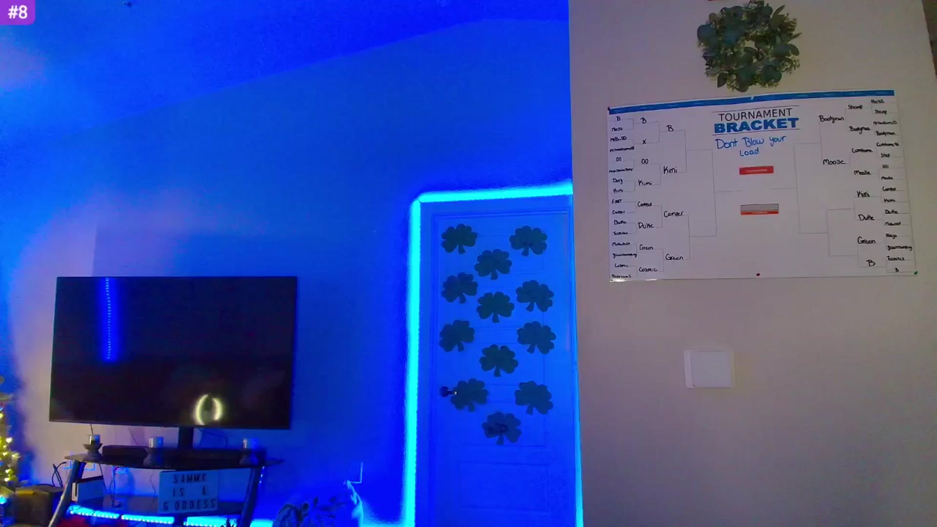 Gallery image thumbnail from Sammy_gray's myfreecams stream on, 03/28/2024, 04:56 image 9 of 20