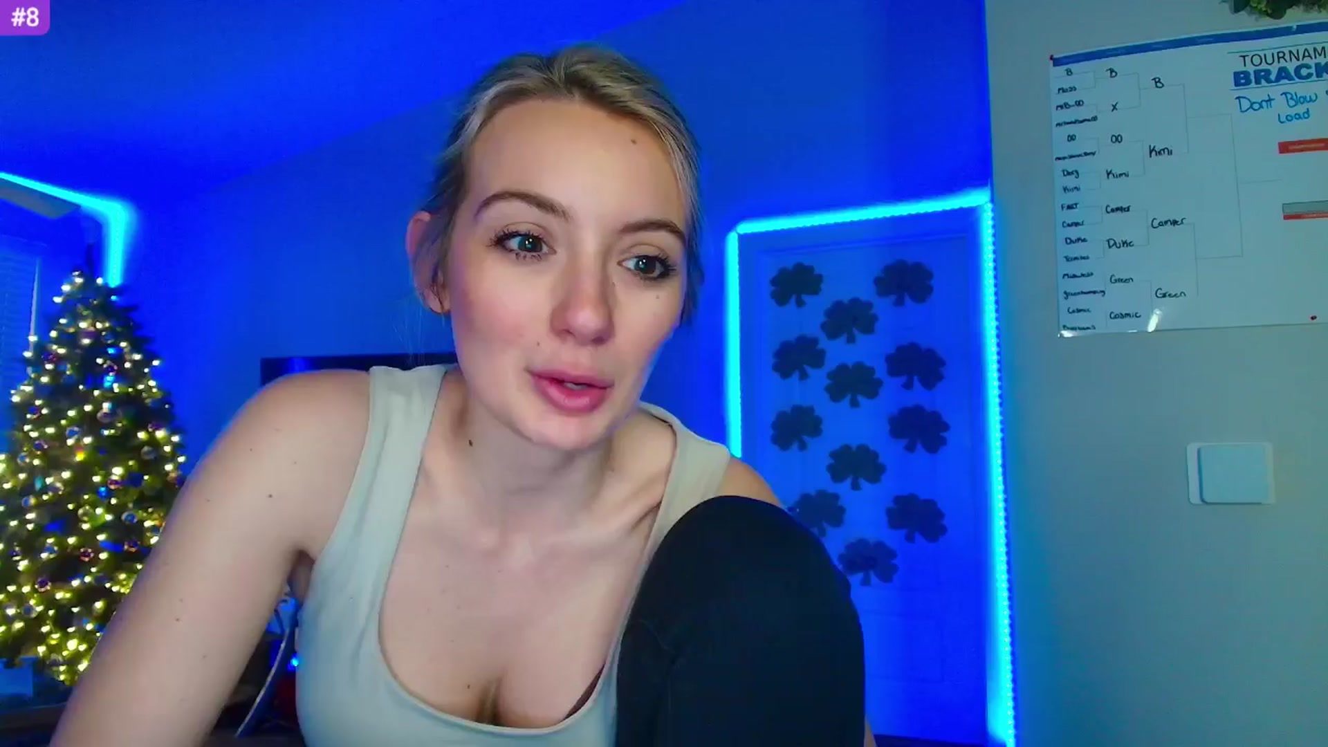 Gallery image thumbnail from Sammy_gray's myfreecams stream on, 03/29/2024, 04:50 image 4 of 20