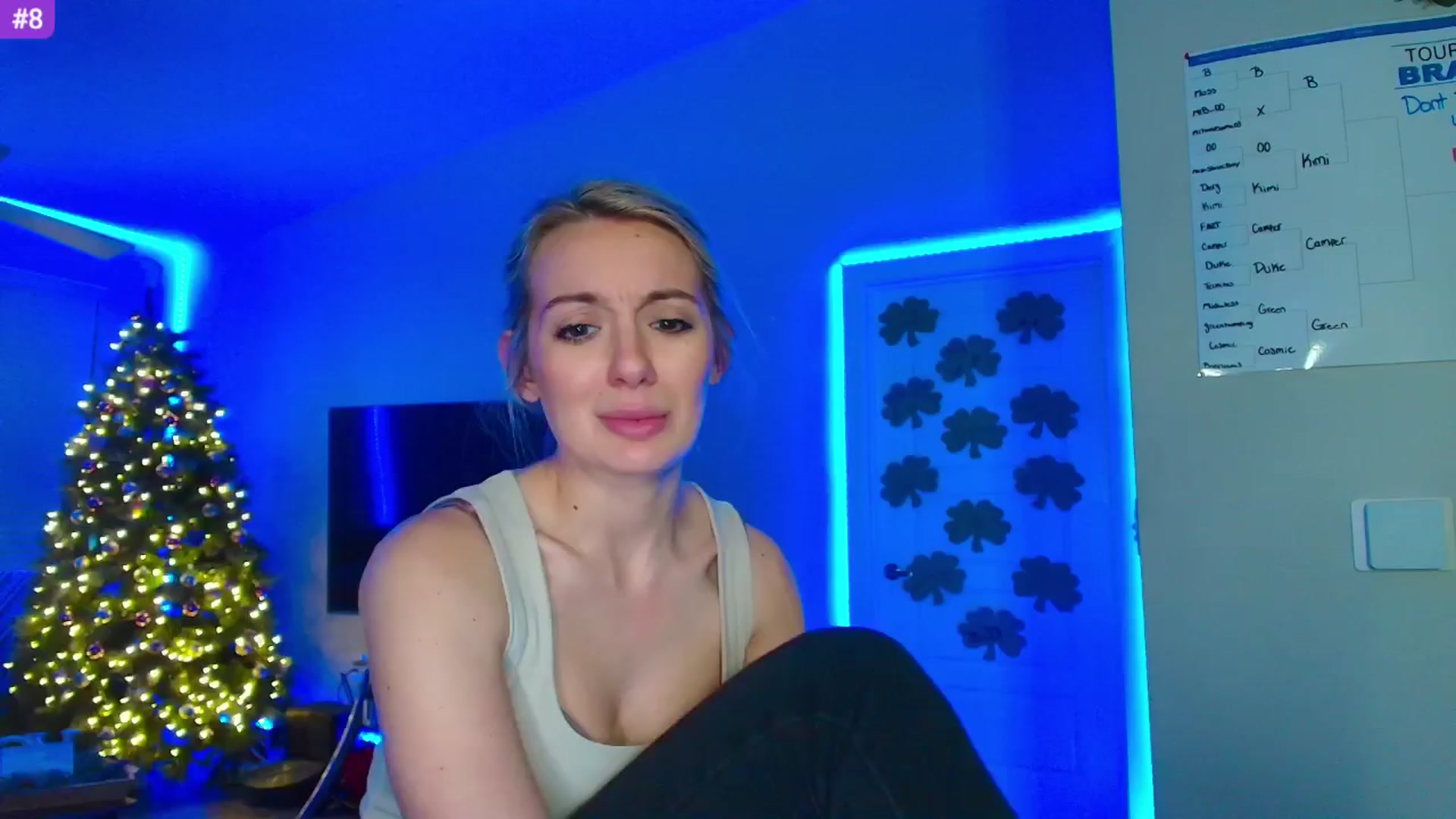 Gallery image thumbnail from Sammy_gray's myfreecams stream on, 03/29/2024, 04:50 image 8 of 20