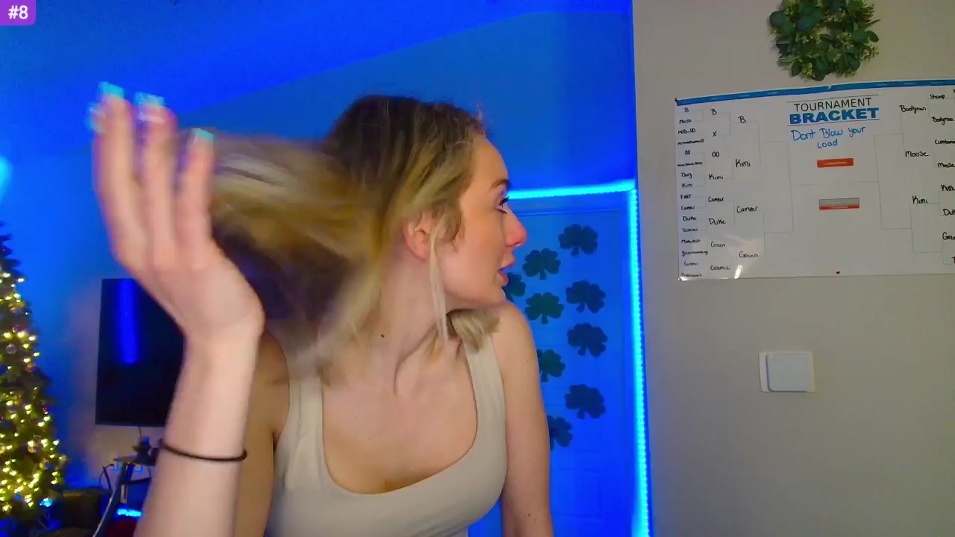 Gallery image thumbnail from Sammy_gray's myfreecams stream on, 03/29/2024, 04:50 image 1 of 20