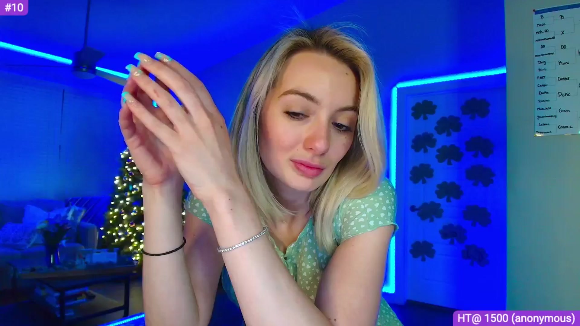 Gallery image thumbnail from Sammy_gray's myfreecams stream on, 03/31/2024, 08:07 image 9 of 20