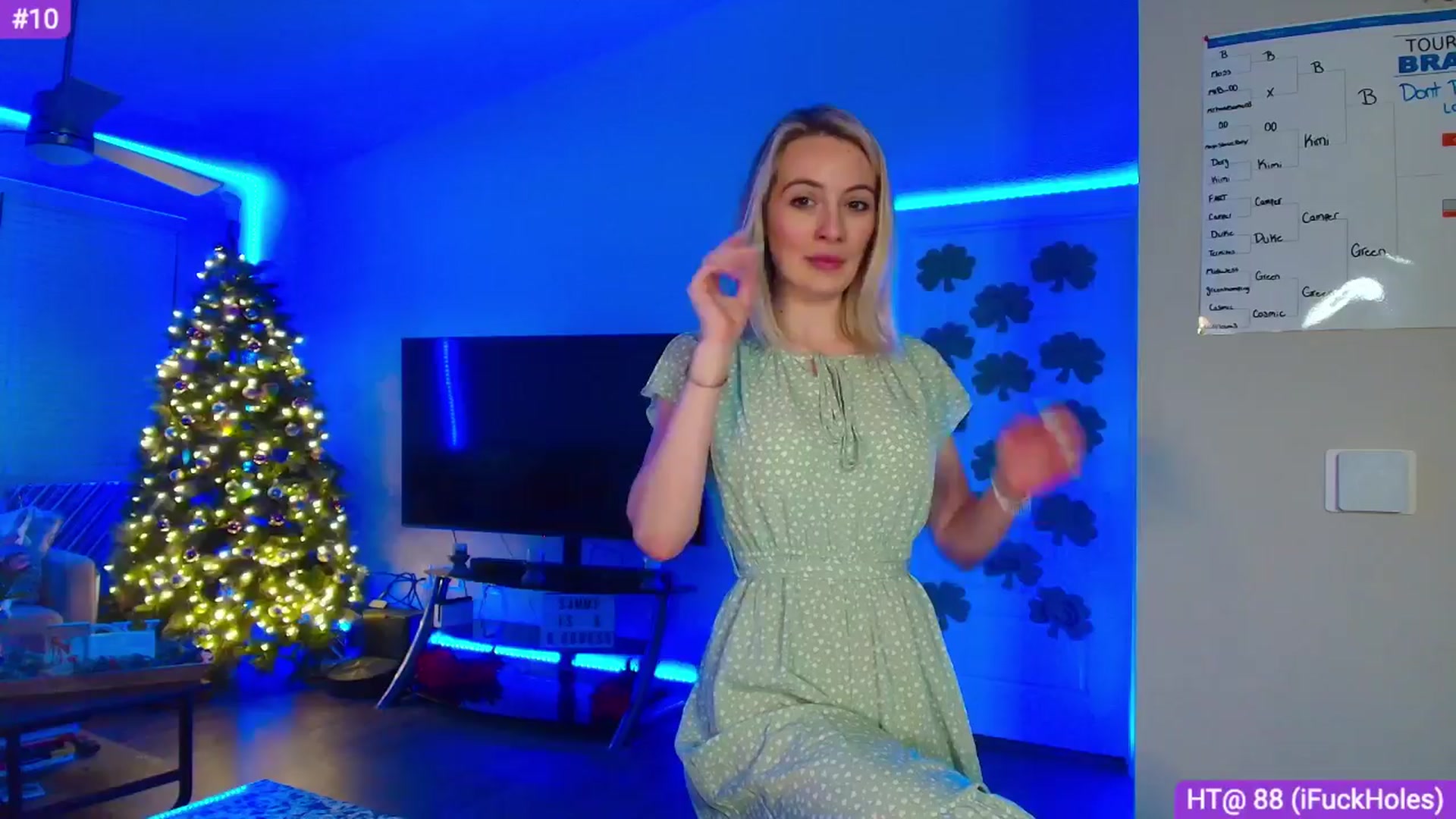 Gallery image thumbnail from Sammy_gray's myfreecams stream on, 03/31/2024, 08:07 image 14 of 20
