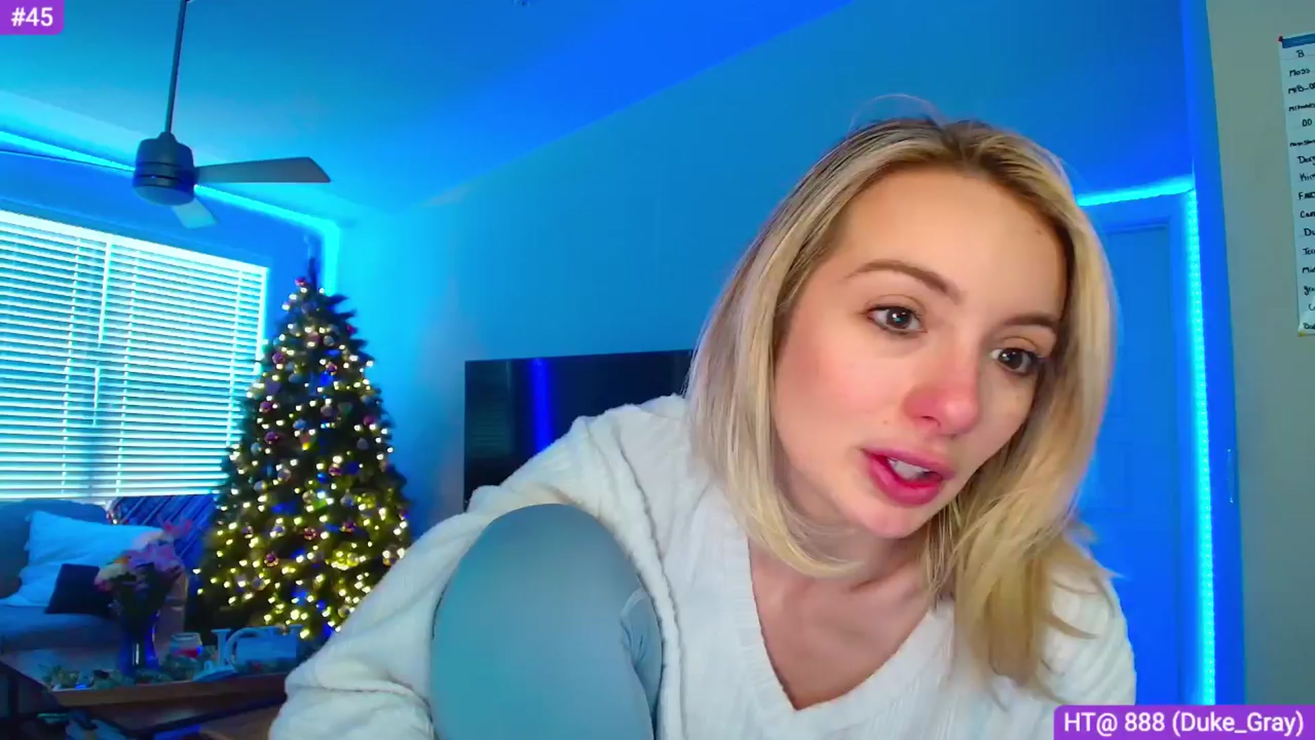 Gallery image thumbnail from Sammy_gray's myfreecams stream on, 04/03/2024, 24:28 image 1 of 20