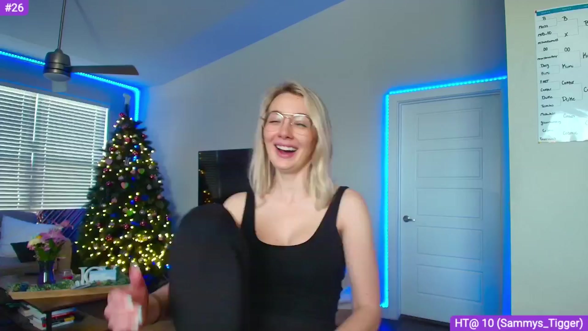 Gallery image thumbnail from Sammy_gray's myfreecams stream on, 04/04/2024, 24:00 image 3 of 20