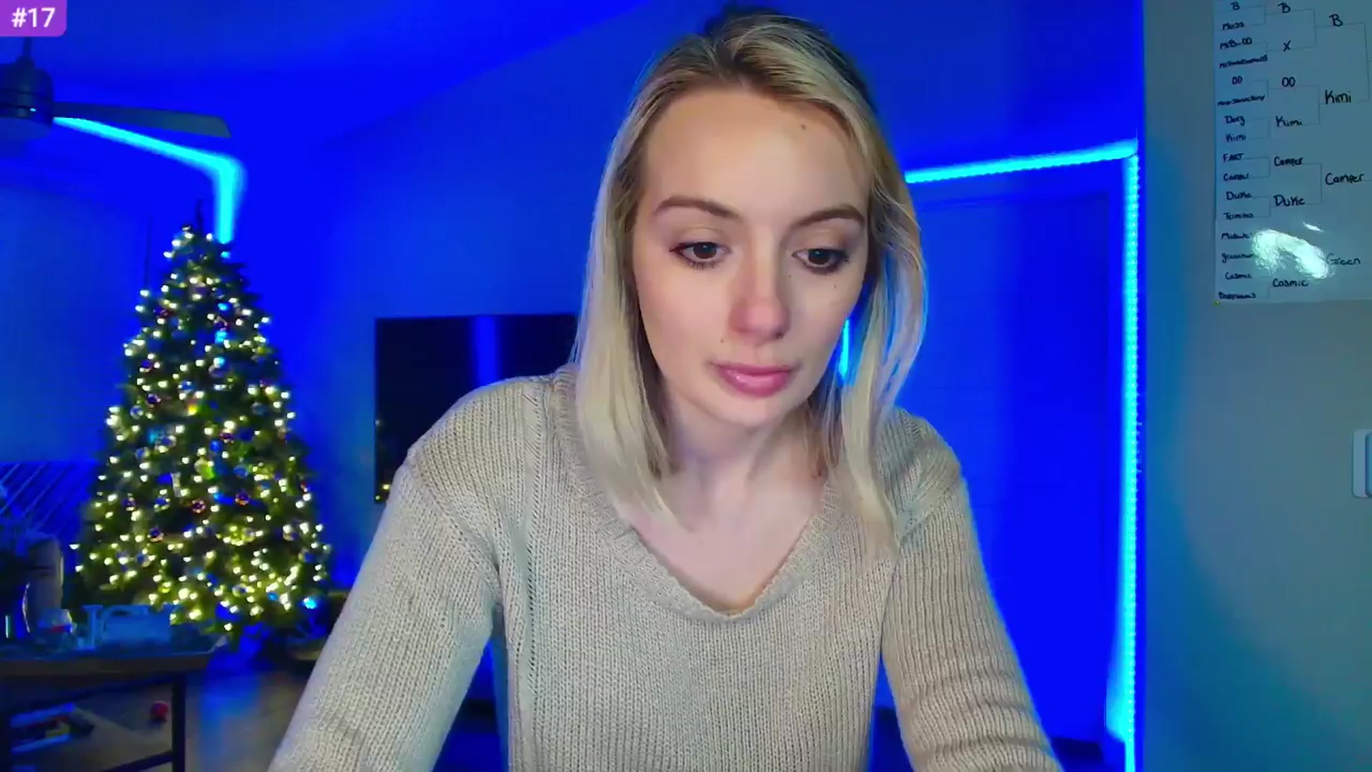 Gallery image thumbnail from Sammy_gray's myfreecams stream on, 04/08/2024, 05:31 image 9 of 20