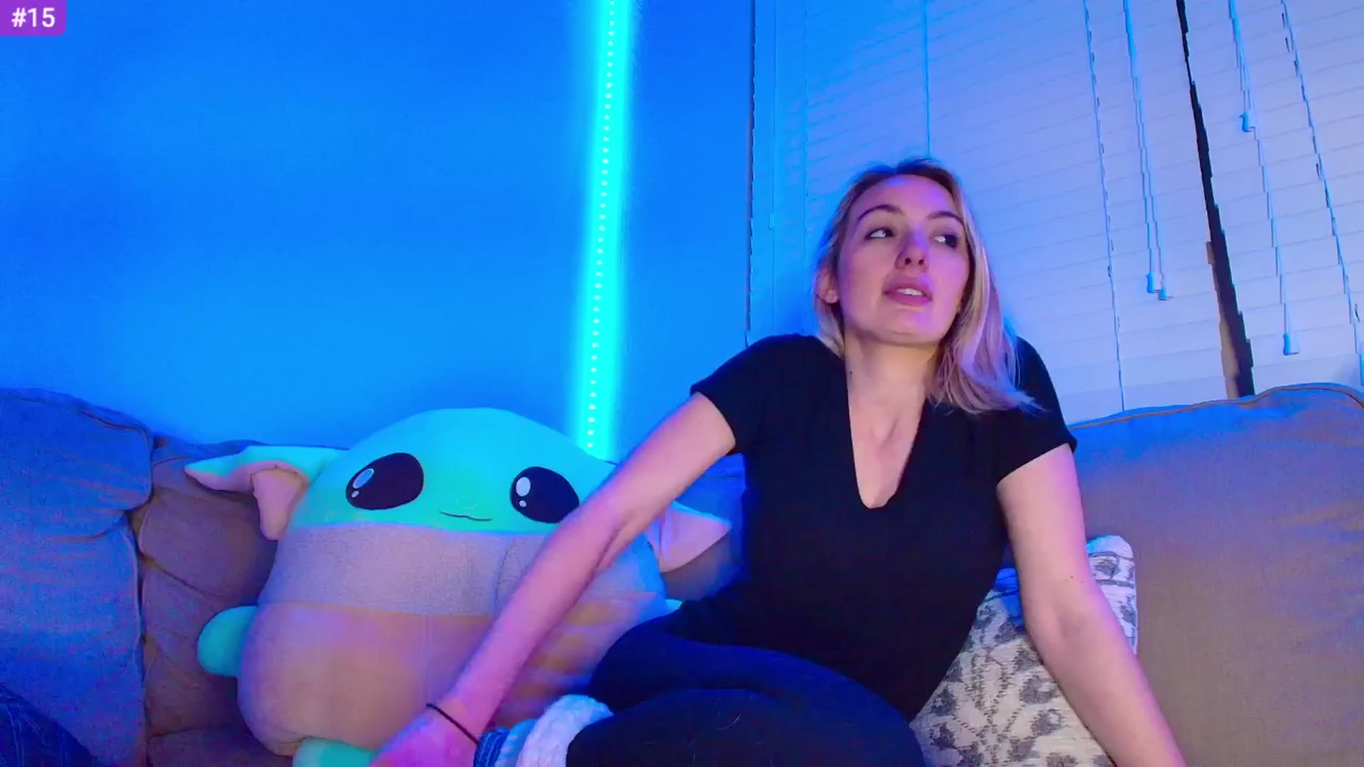 Gallery image thumbnail from Sammy_gray's myfreecams stream on, 04/09/2024, 09:35 image 11 of 20