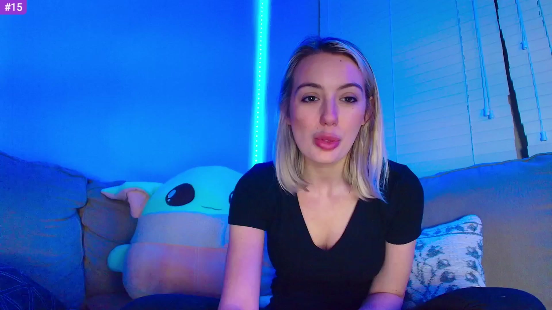 Gallery image thumbnail from Sammy_gray's myfreecams stream on, 04/09/2024, 09:35 image 3 of 20