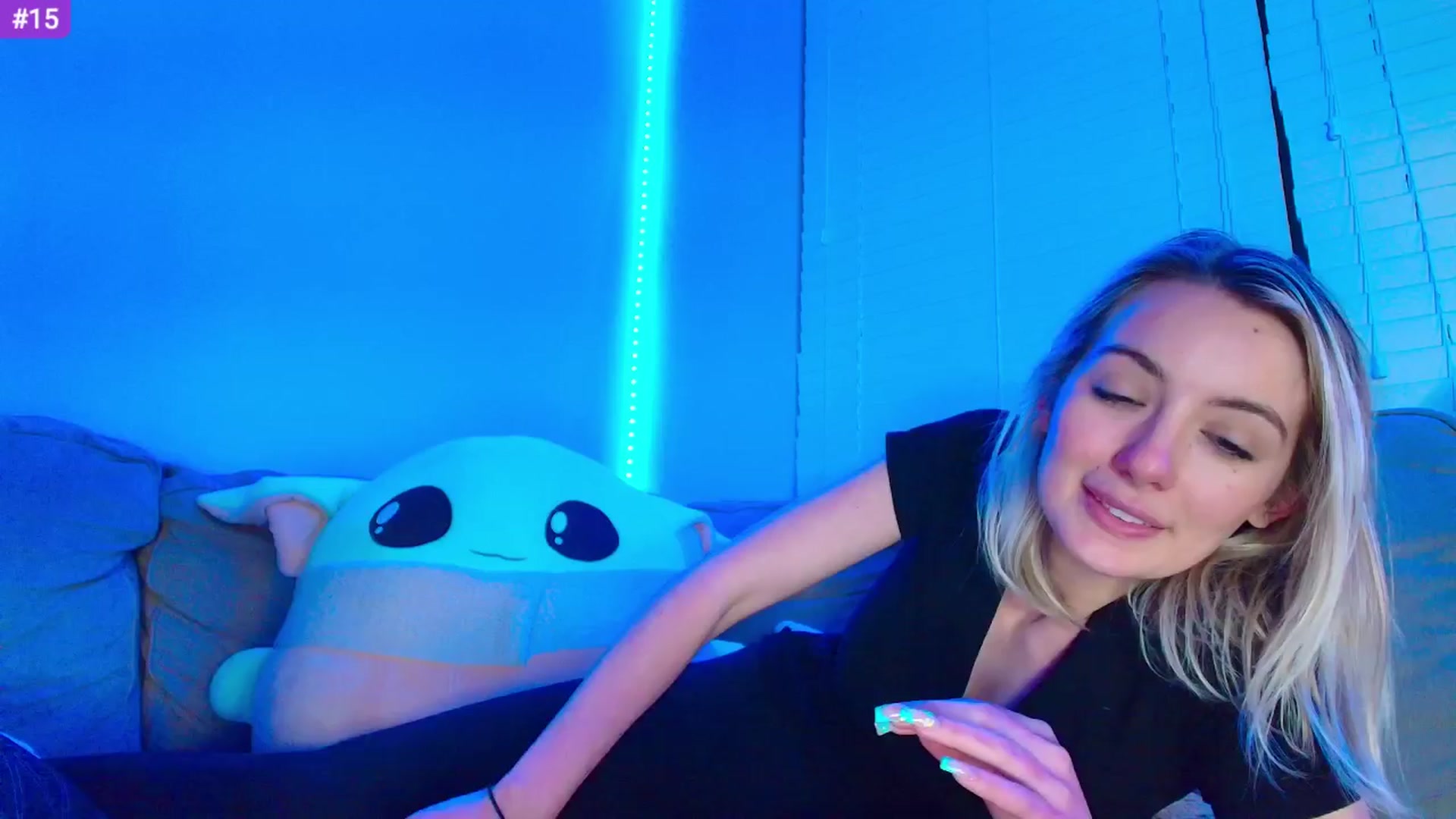 Gallery image thumbnail from Sammy_gray's myfreecams stream on, 04/09/2024, 09:35 image 12 of 20