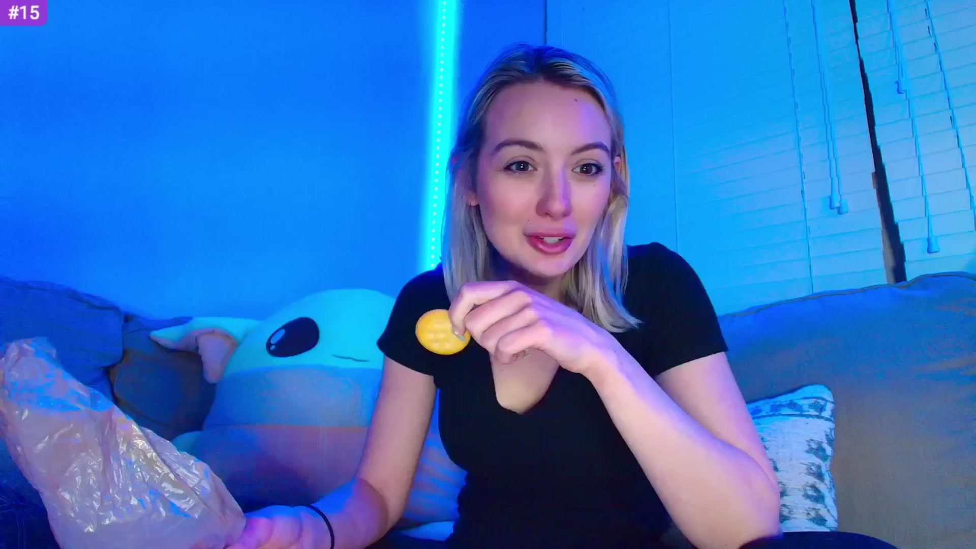 Gallery image thumbnail from Sammy_gray's myfreecams stream on, 04/09/2024, 09:35 image 2 of 20