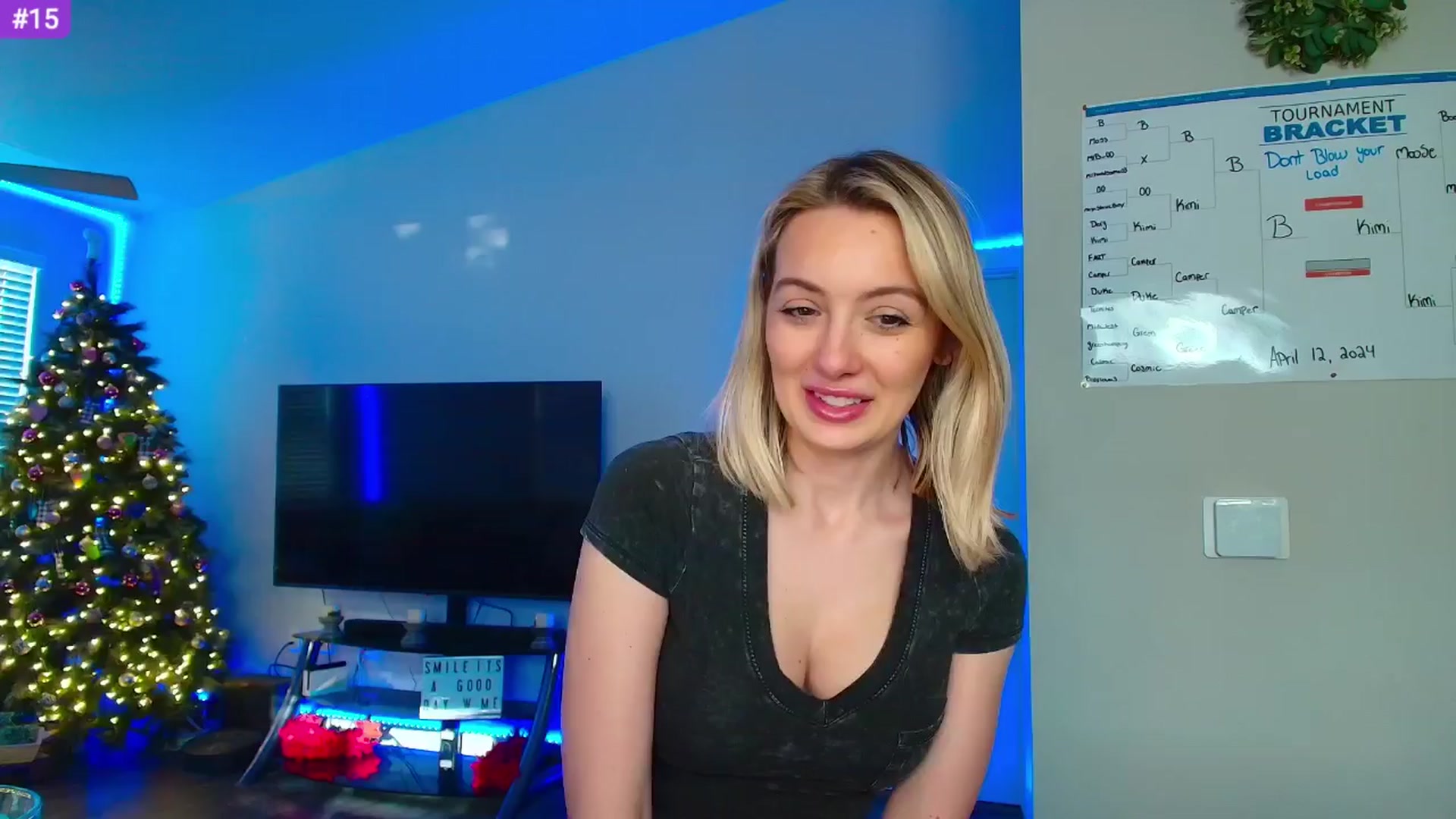 Gallery image thumbnail from Sammy_gray's myfreecams stream on, 04/11/2024, 24:48 image 8 of 20