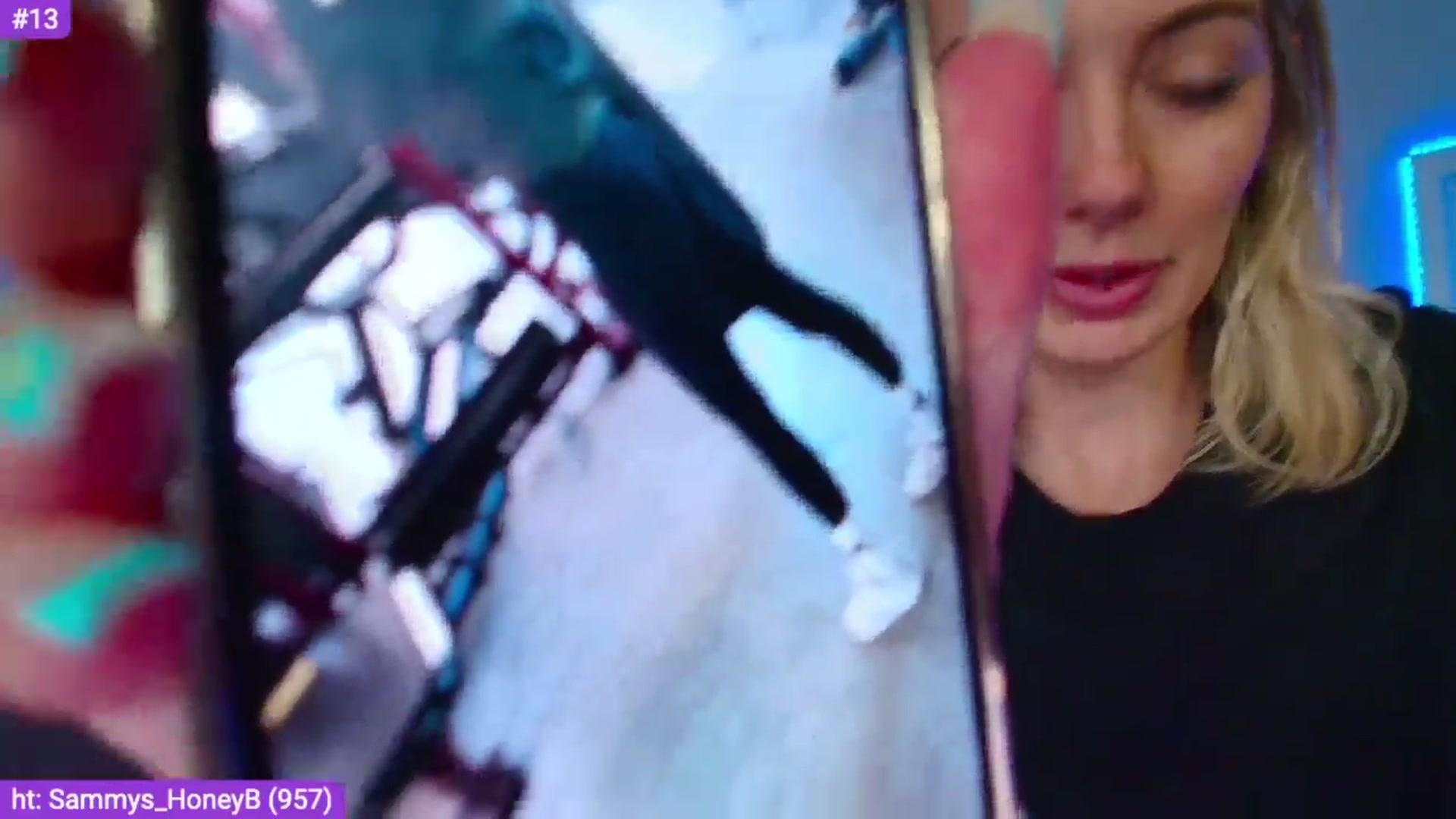 Gallery image thumbnail from Sammy_gray's myfreecams stream on, 04/13/2024, 24:09 image 16 of 20
