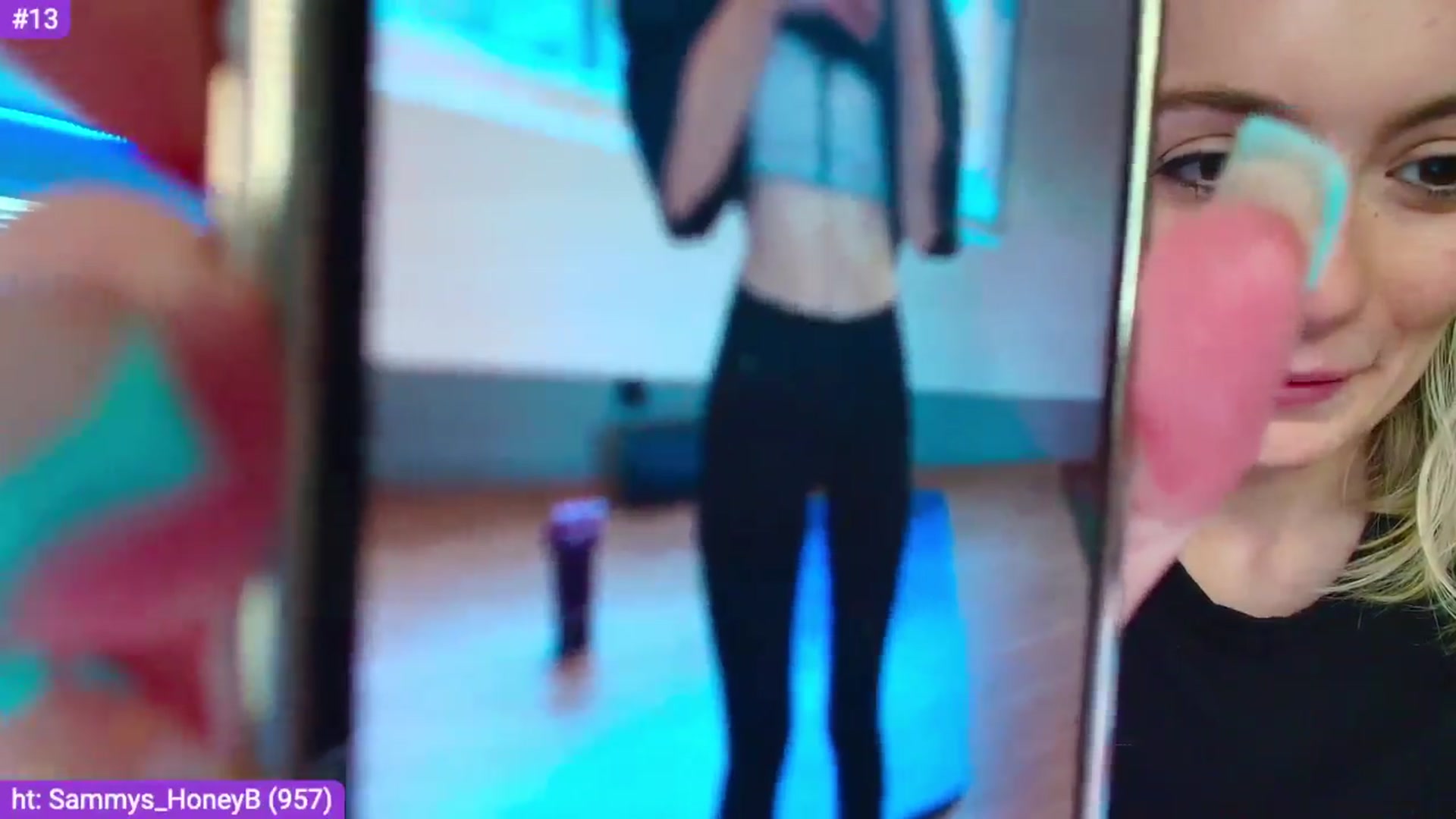 Gallery image thumbnail from Sammy_gray's myfreecams stream on, 04/13/2024, 24:09 image 15 of 20