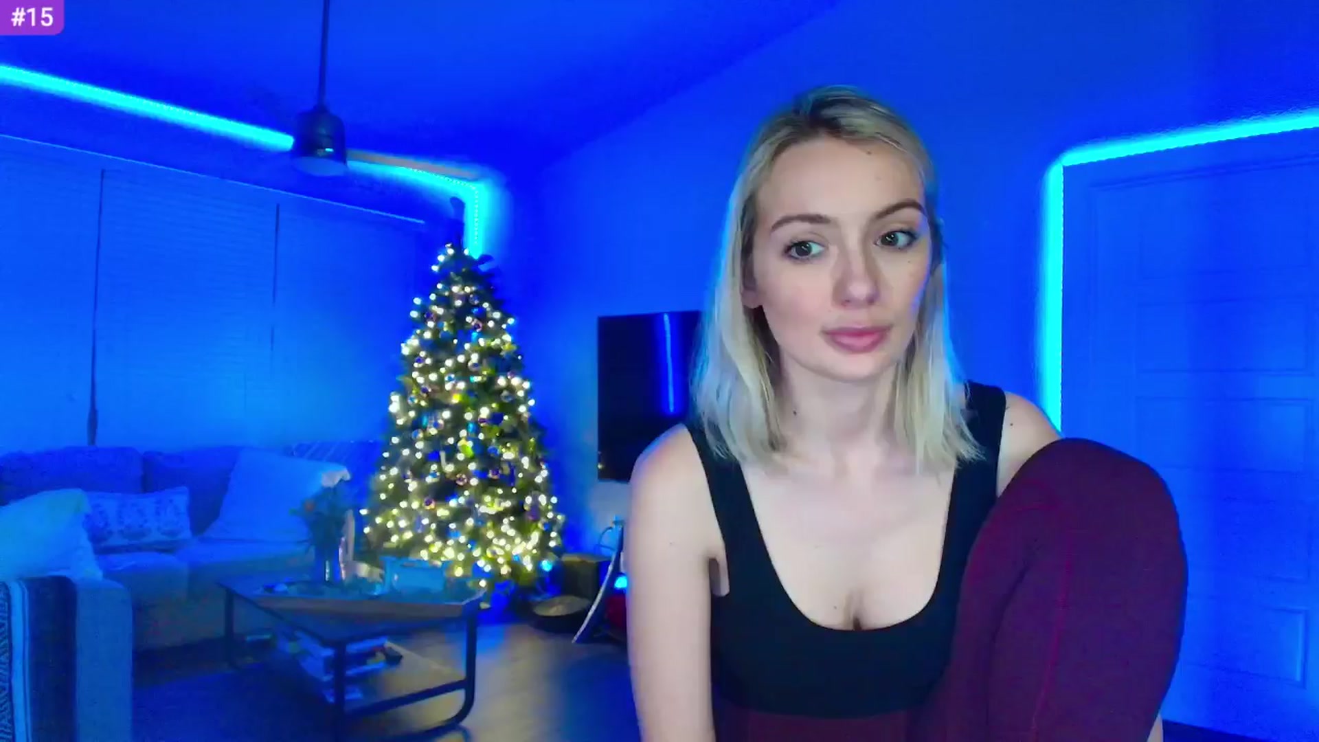 Gallery image thumbnail from Sammy_gray's myfreecams stream on, 04/15/2024, 07:18 image 13 of 20