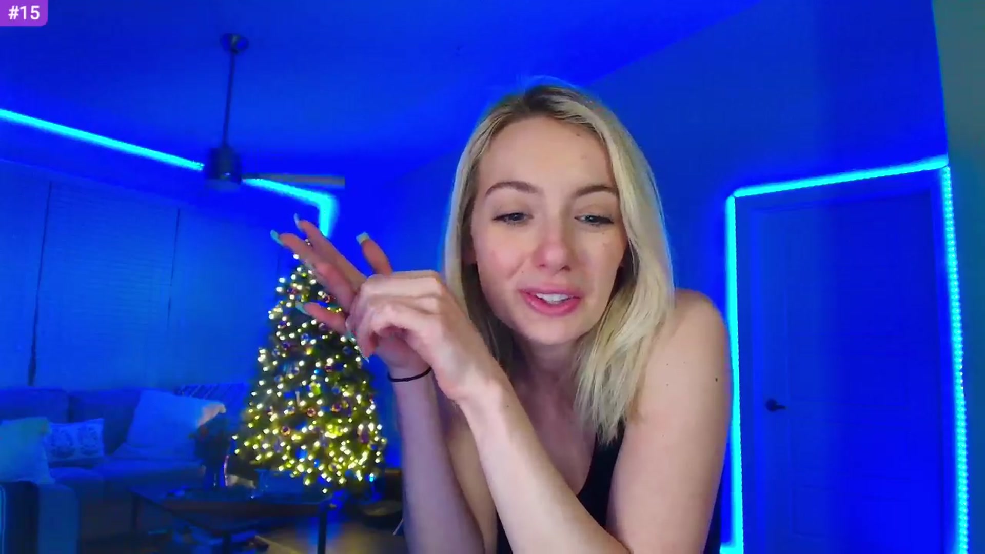 Gallery image thumbnail from Sammy_gray's myfreecams stream on, 04/15/2024, 07:18 image 16 of 20