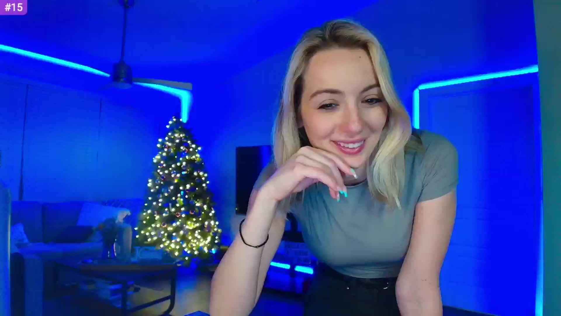 Gallery image thumbnail from Sammy_gray's myfreecams stream on, 04/16/2024, 03:42 image 18 of 20