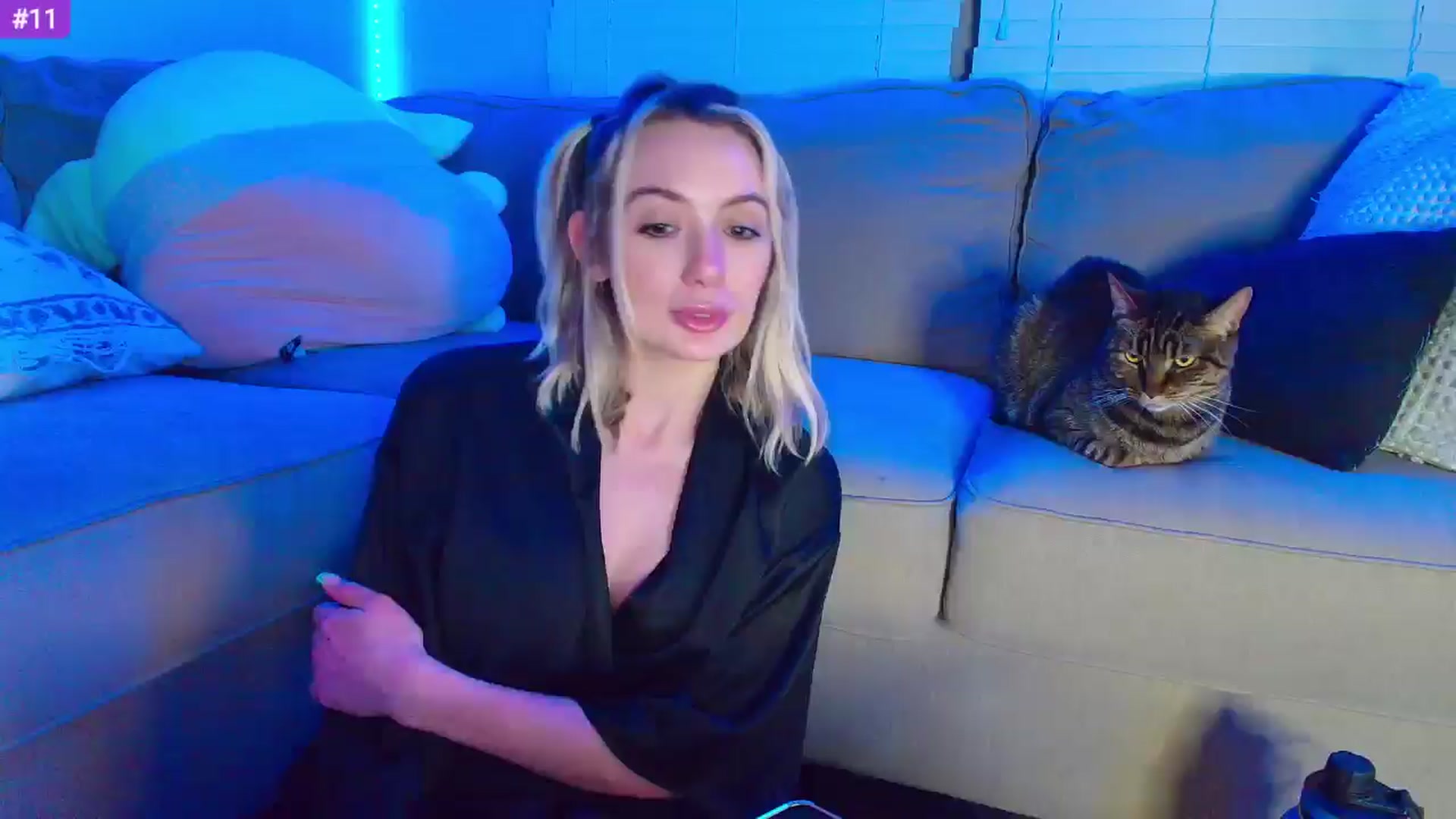 Gallery image thumbnail from Sammy_gray's myfreecams stream on, 04/24/2024, 08:46 image 13 of 20