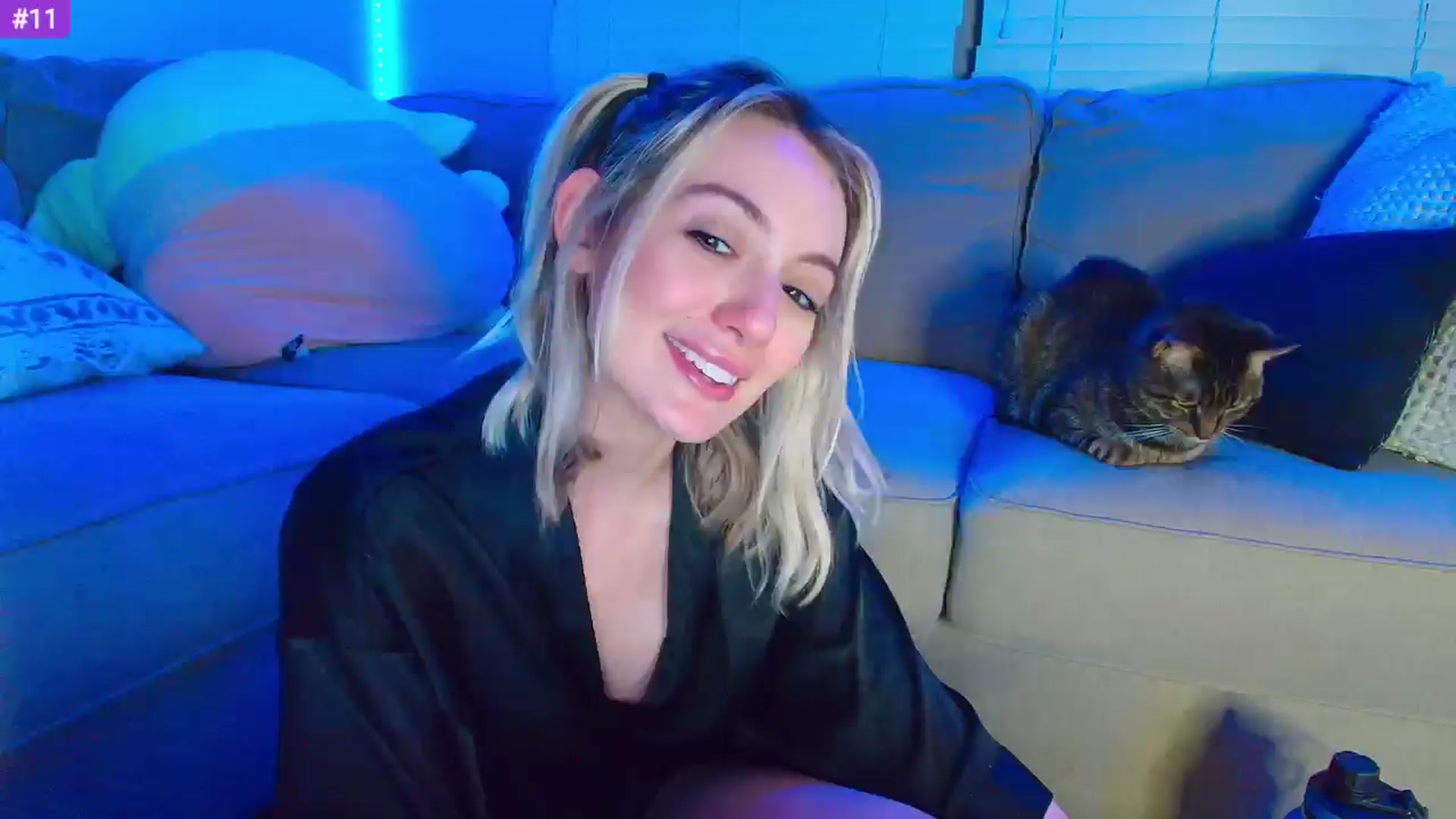 Gallery image thumbnail from Sammy_gray's myfreecams stream on, 04/24/2024, 08:46 image 14 of 20