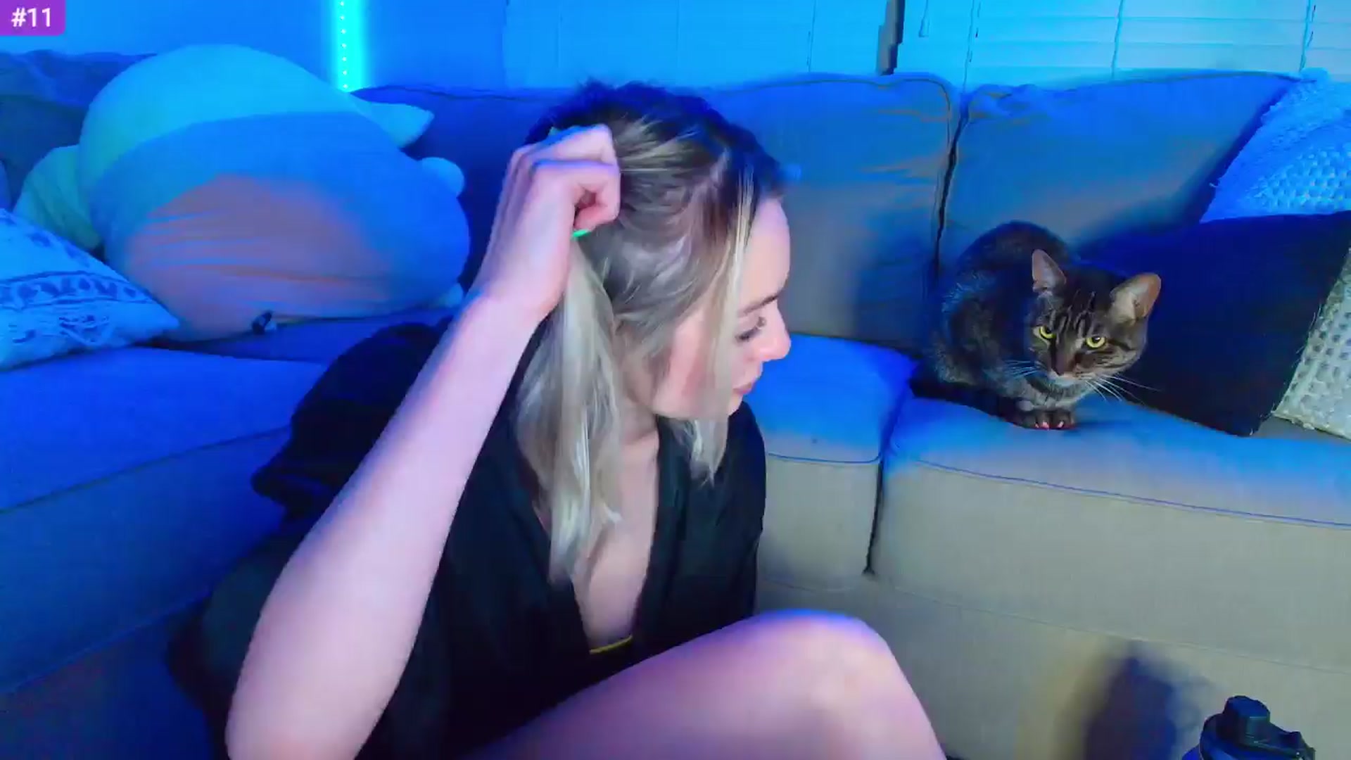 Gallery image thumbnail from Sammy_gray's myfreecams stream on, 04/24/2024, 08:46 image 11 of 20