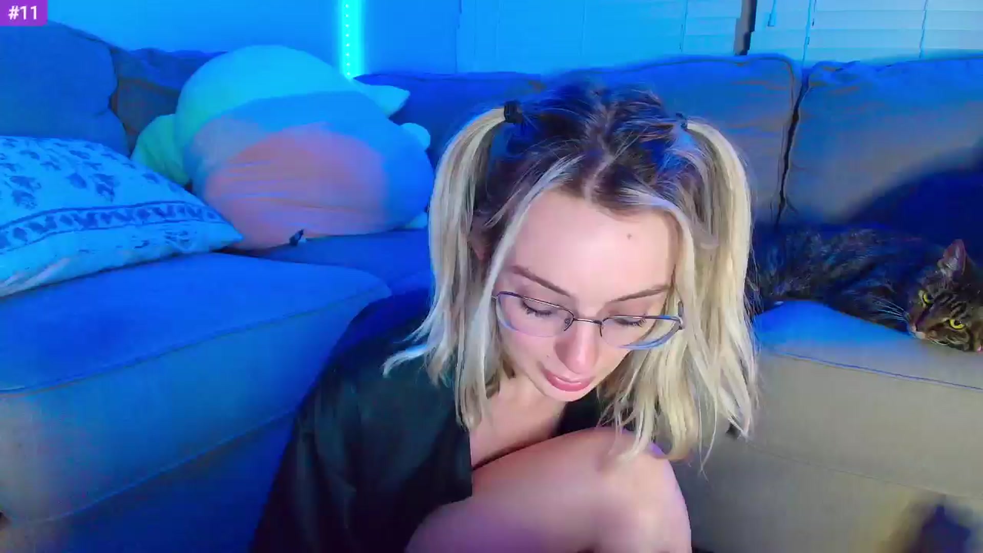 Gallery image thumbnail from Sammy_gray's myfreecams stream on, 04/24/2024, 08:46 image 19 of 20