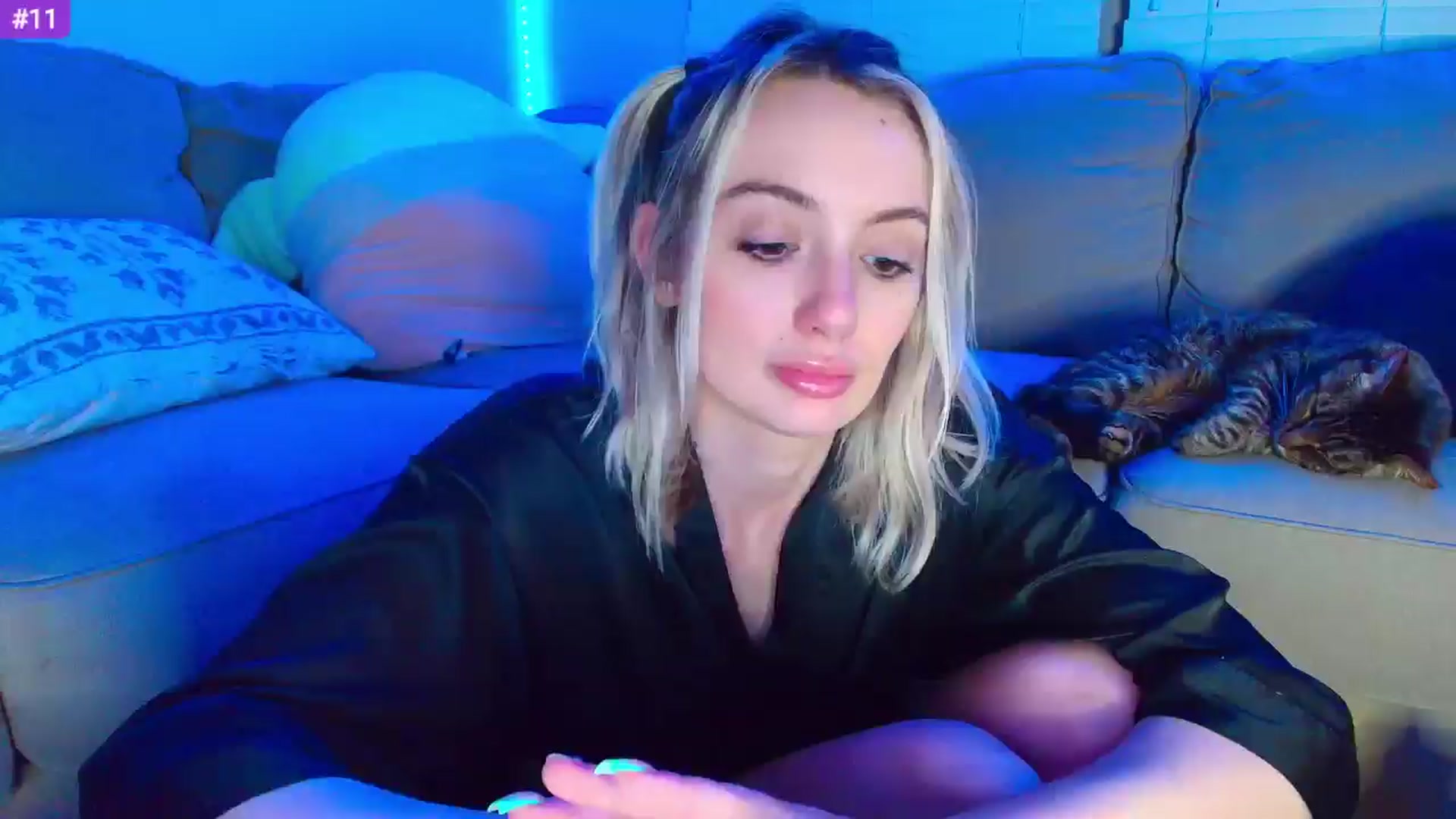 Gallery image thumbnail from Sammy_gray's myfreecams stream on, 04/24/2024, 08:46 image 2 of 20